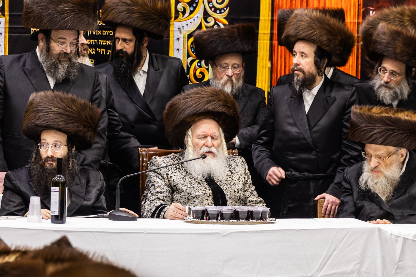 טיש שושן פורים בחצה"ק באבוב