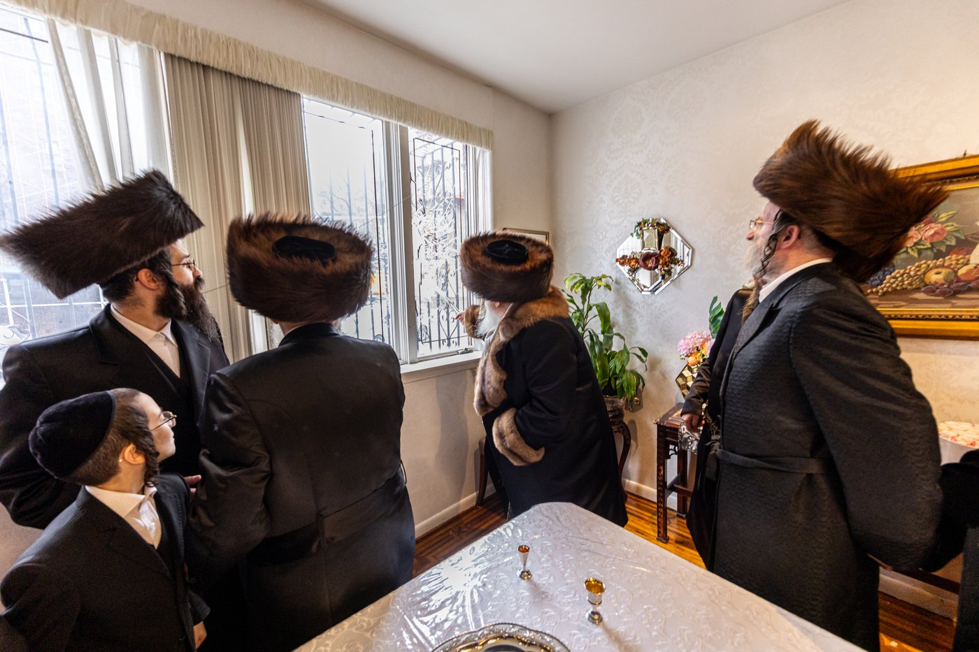 פורים בחצה"ק באבוב