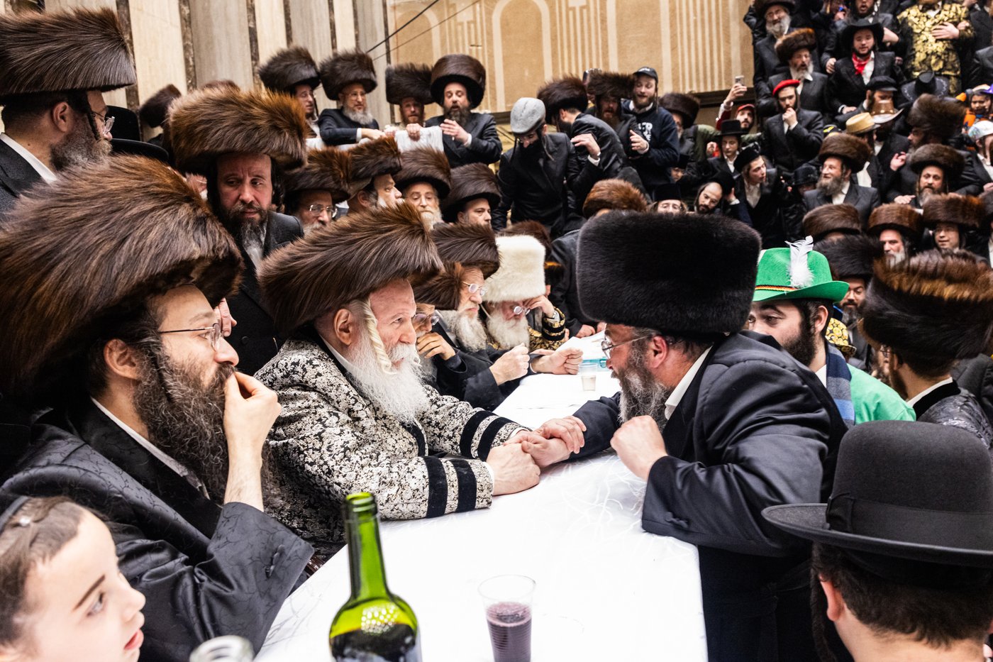 פורים בחצה"ק באבוב