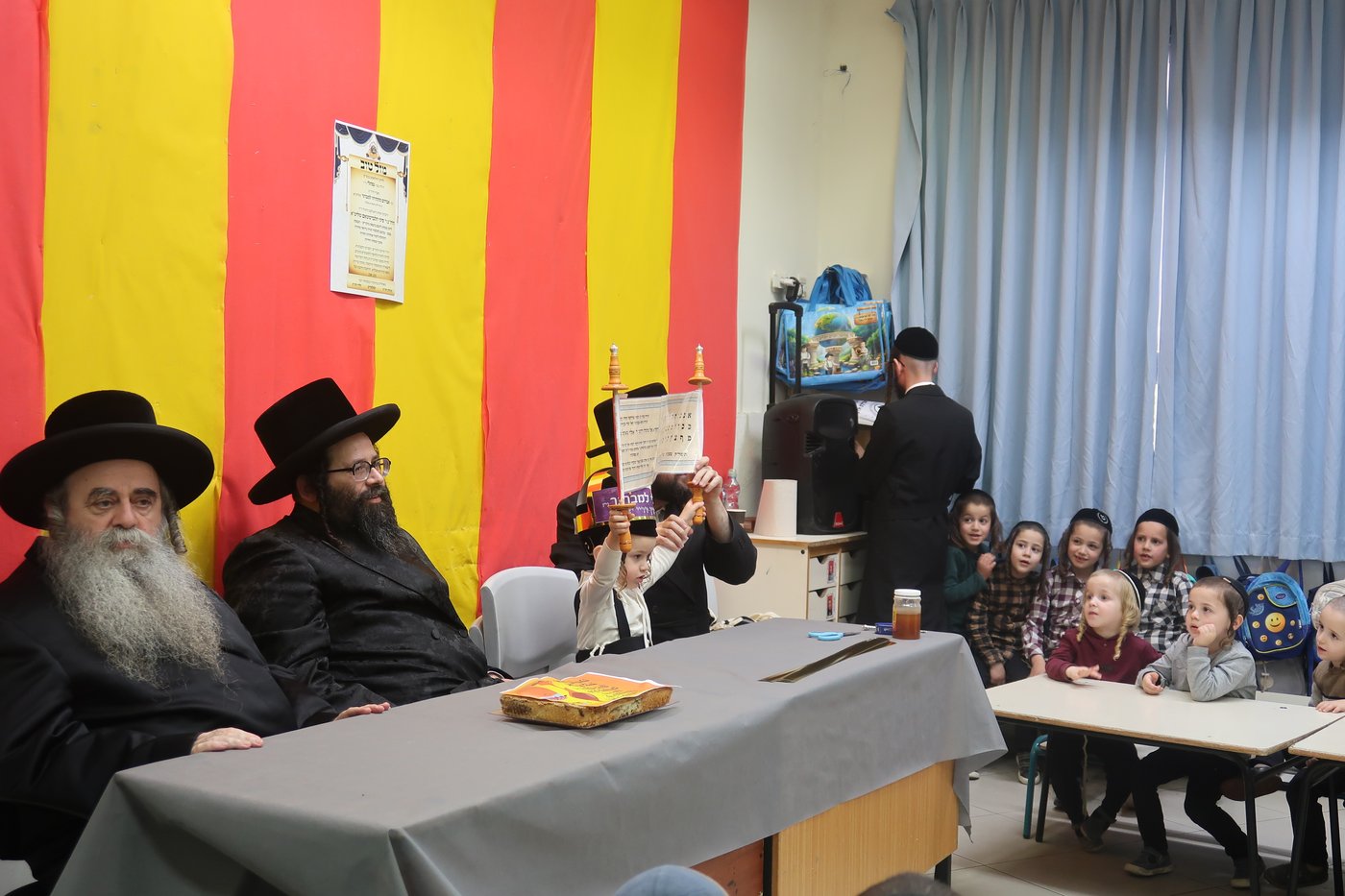 חלאקה לבן אב"ד מאקאווא אלעד