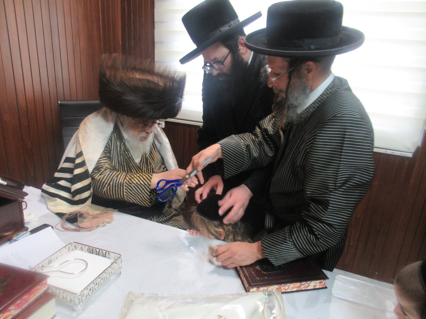 חלאקה לבן אב"ד מאקאווא אלעד