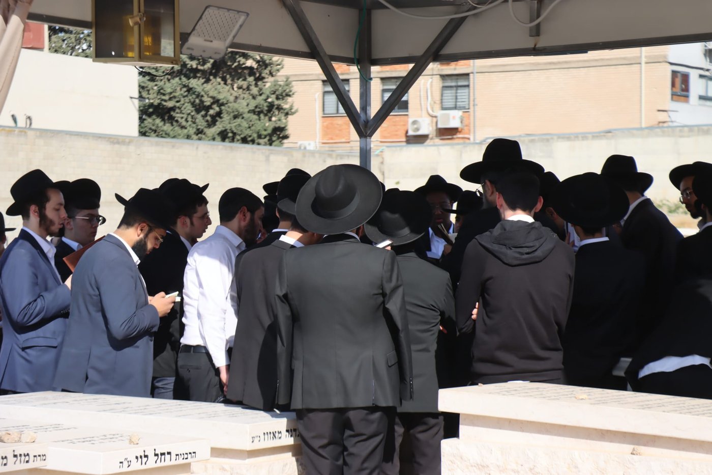 י"א חודש להגר"מ מאזוז זצ"ל 