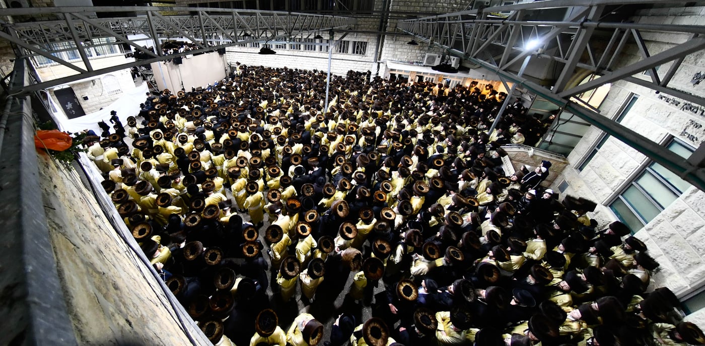 שמחת בית תולדות אהרן - מאקאווא