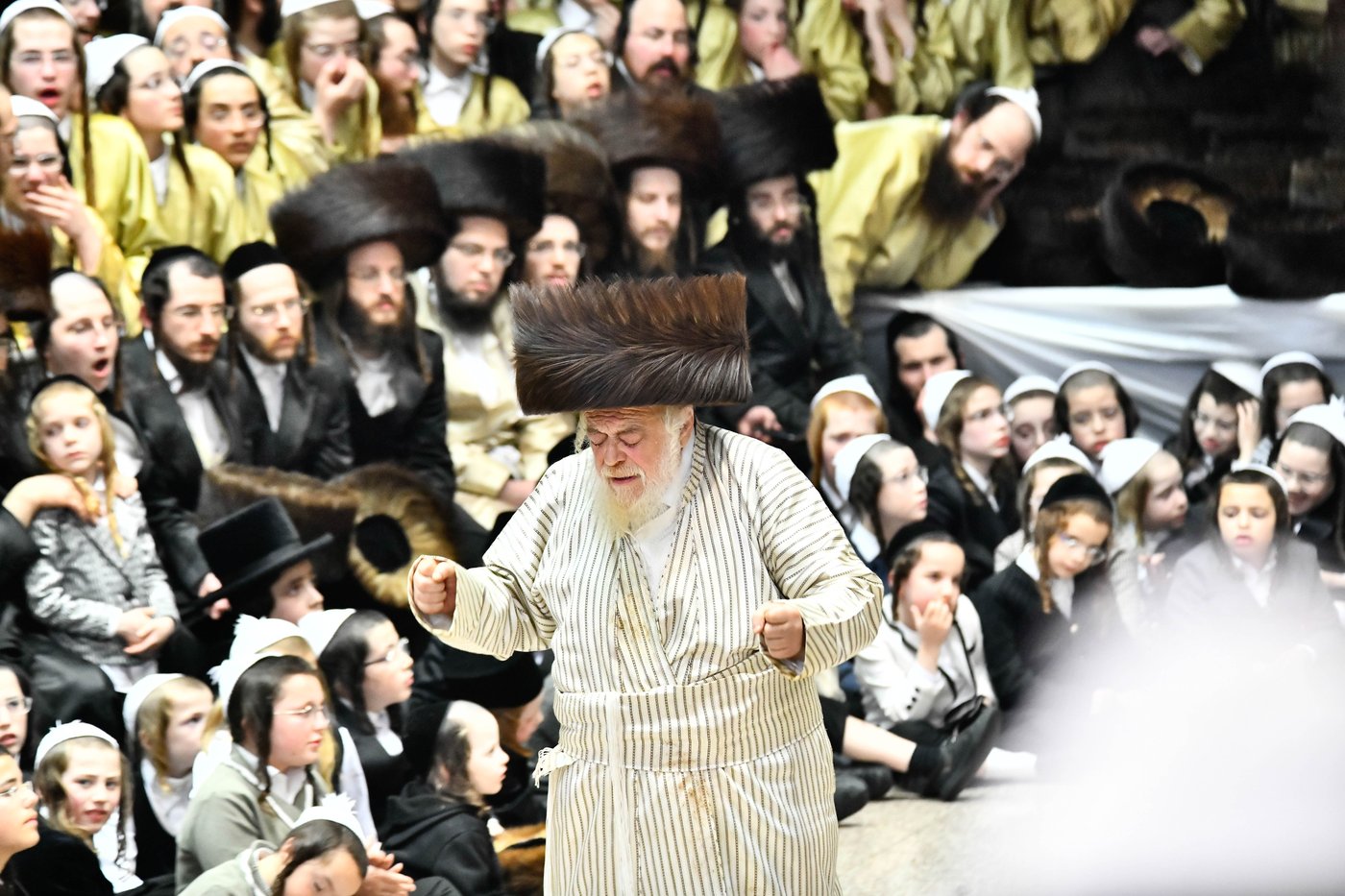 שמחת בית תולדות אהרן - טשערנוביץ - מאקאווא