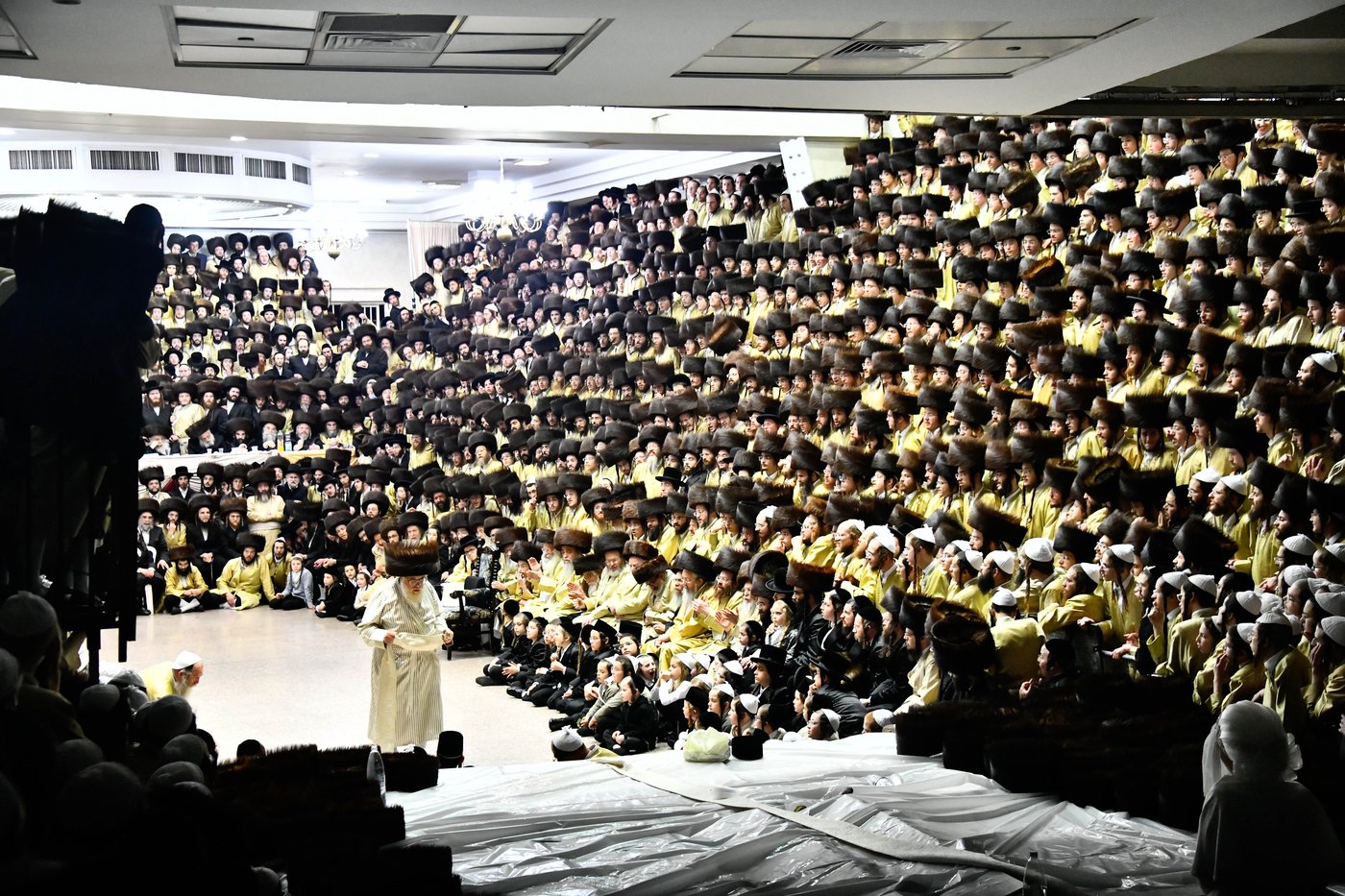 שמחת בית תולדות אהרן - טשערנוביץ - מאקאווא