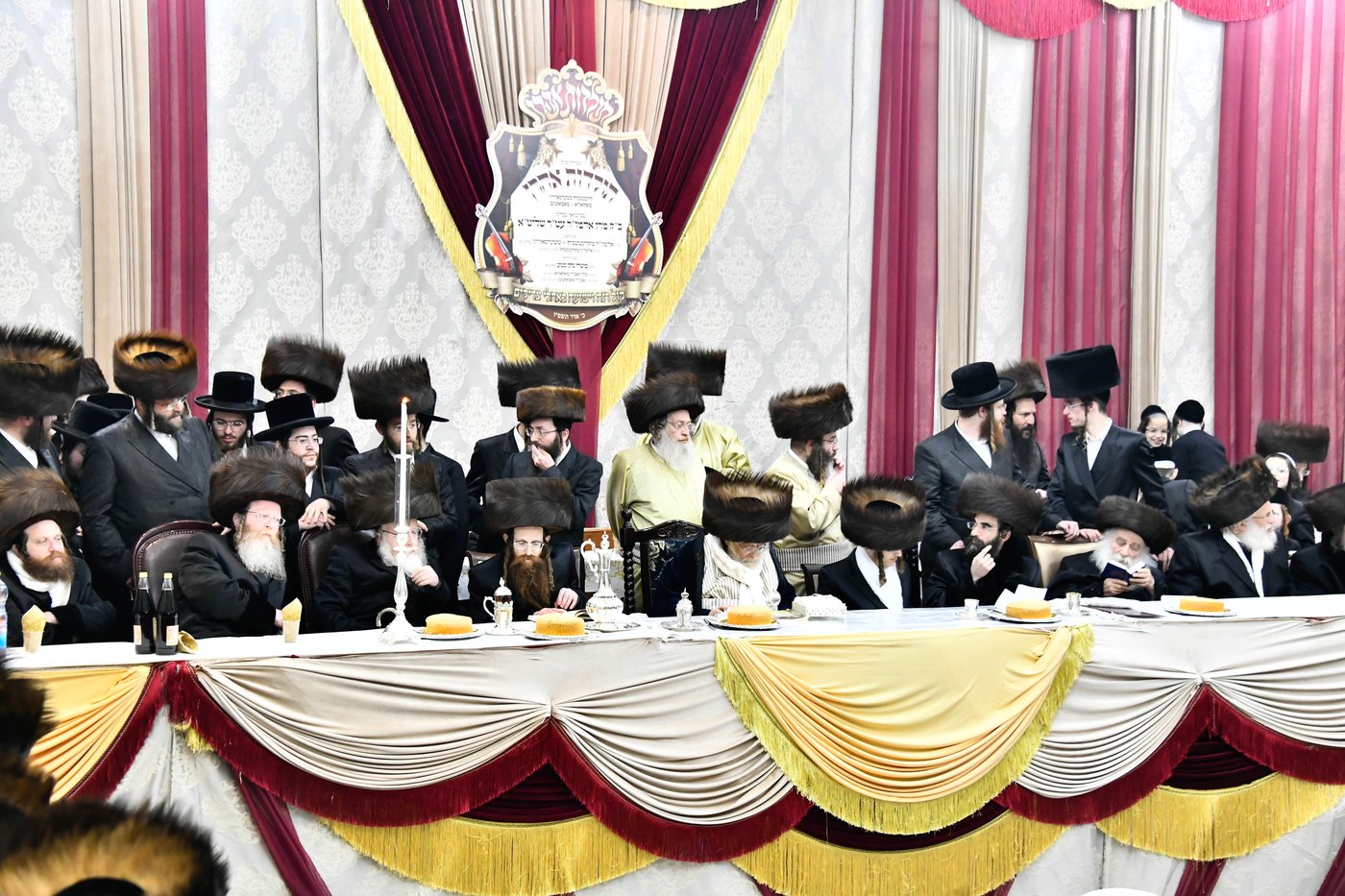 שמחת בית תולדות אהרן - טשערנוביץ - מאקאווא