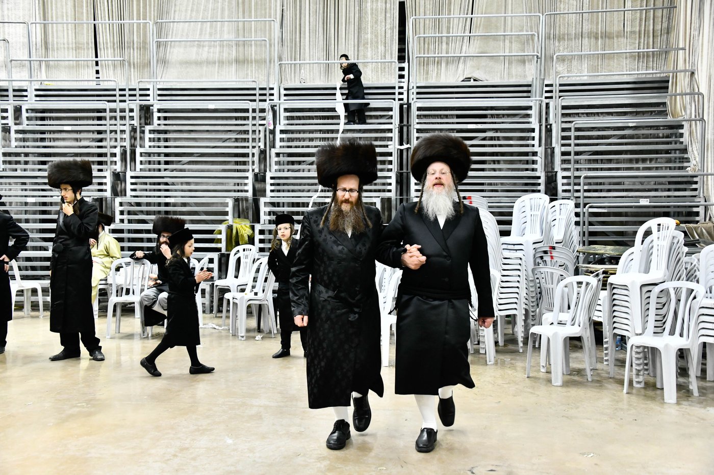 שמחת בית תולדות אברהם יצחק - מאקאווא