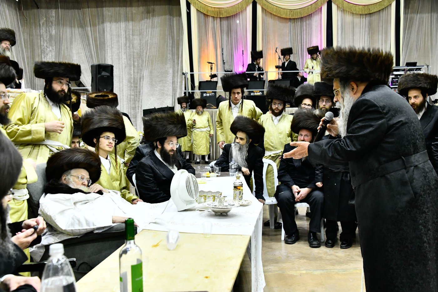 שמחת בית תולדות אברהם יצחק - מאקאווא