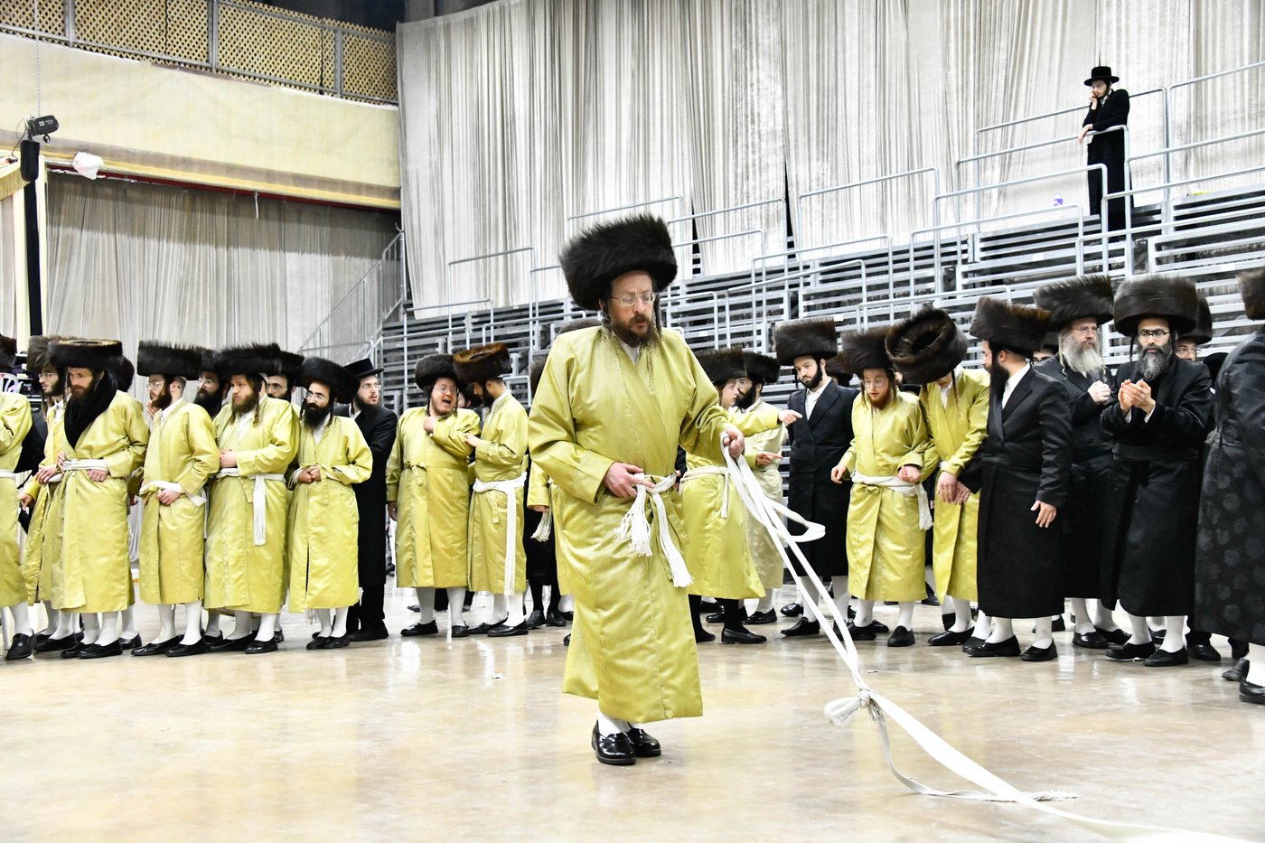 שמחת בית תולדות אברהם יצחק - מאקאווא