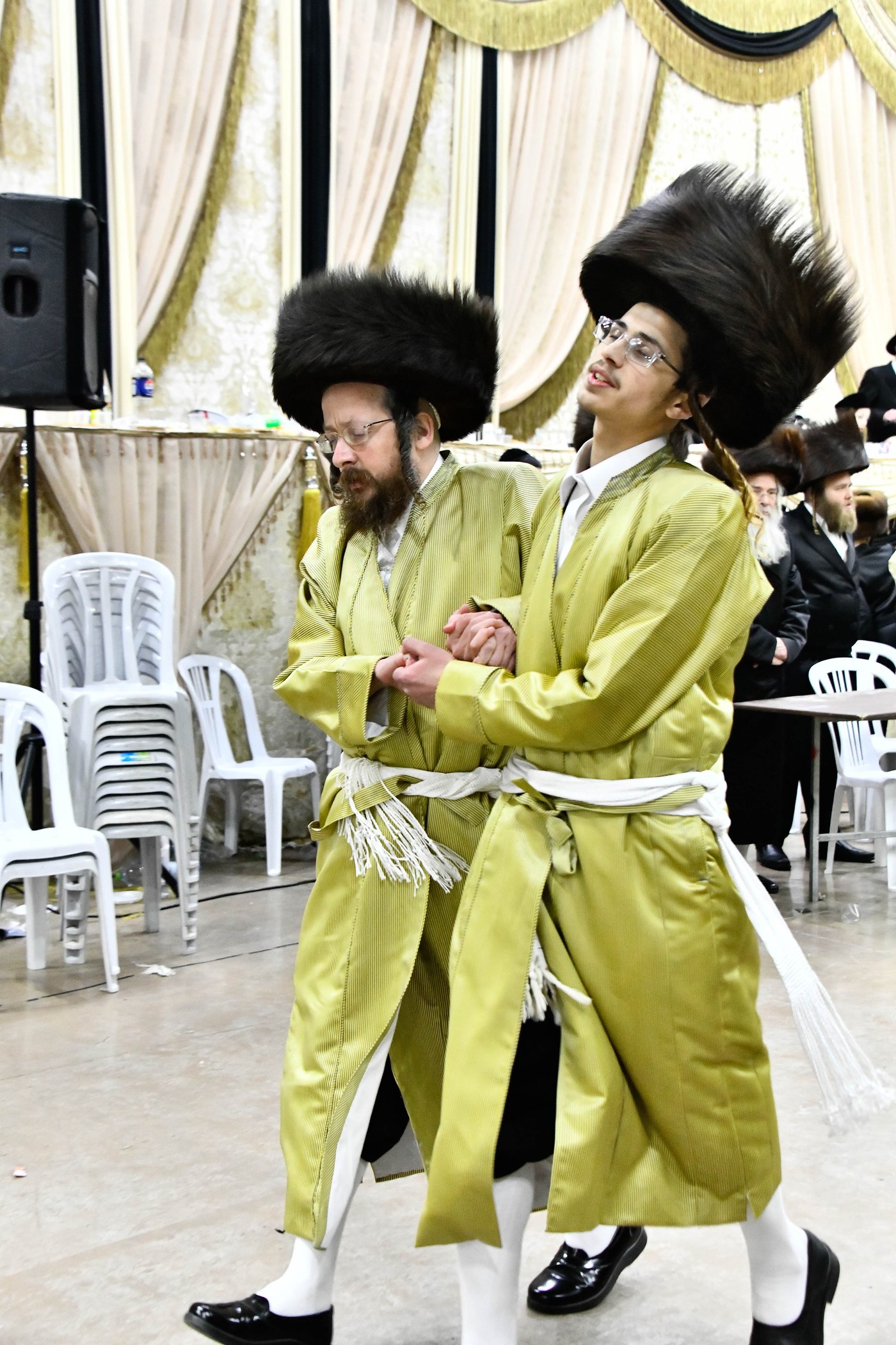 שמחת בית תולדות אברהם יצחק - מאקאווא