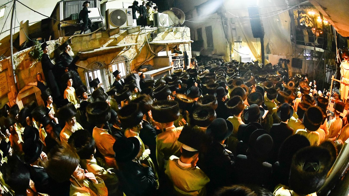 שמחת בית תולדות אברהם יצחק - מאקאווא