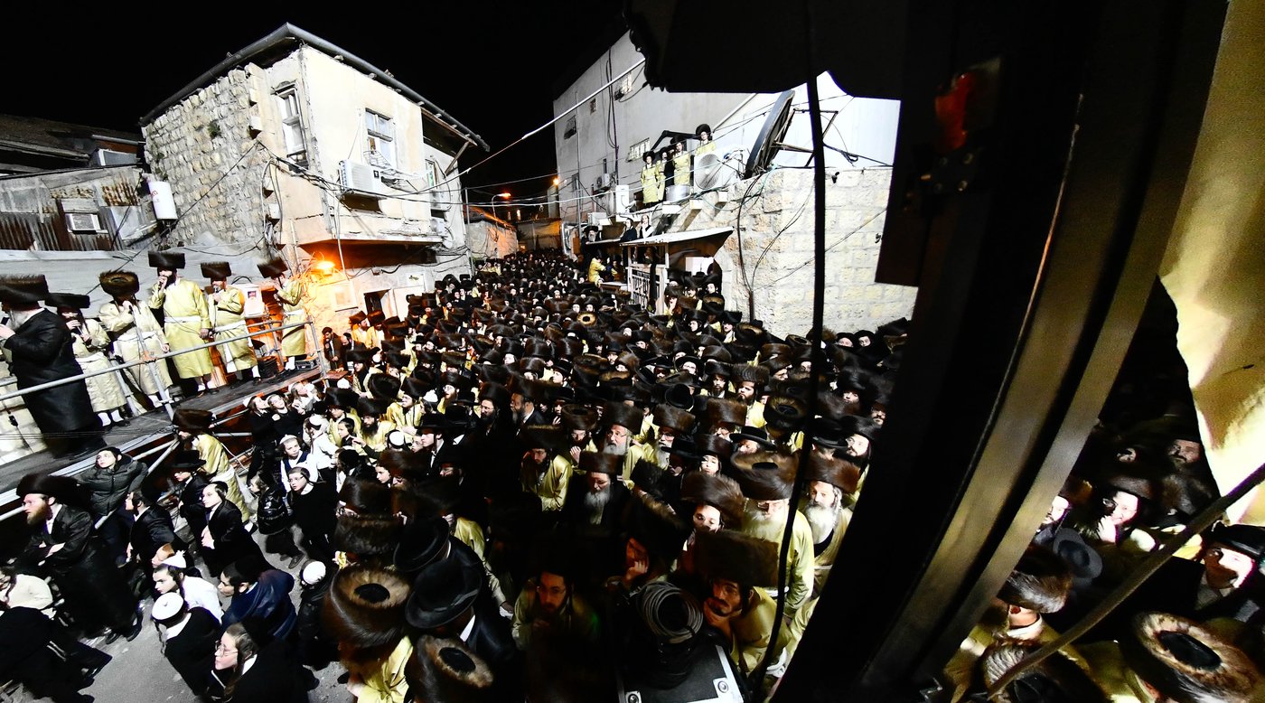 שמחת בית תולדות אברהם יצחק - מאקאווא