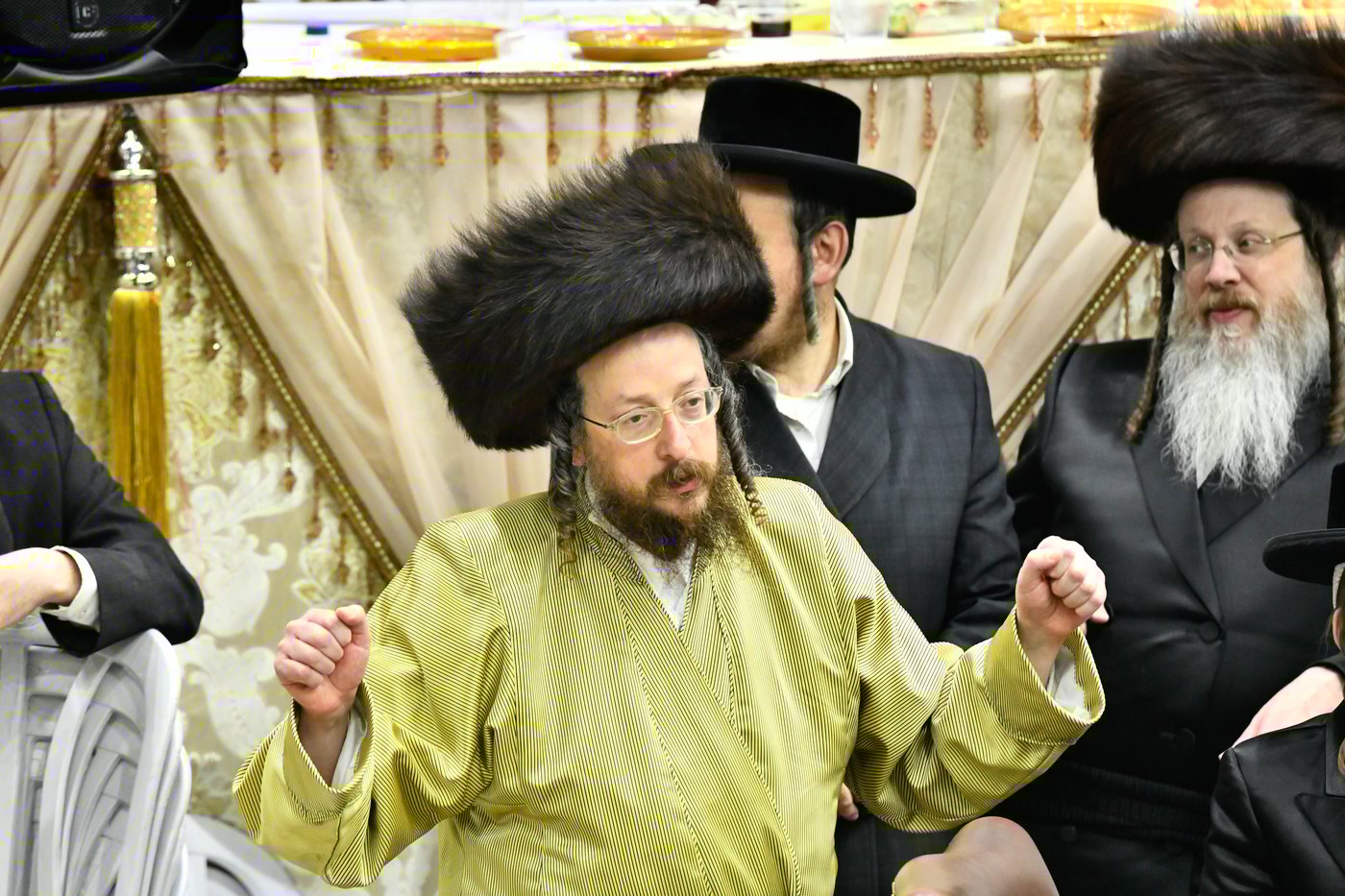 שמחת בית תולדות אברהם יצחק - מאקאווא