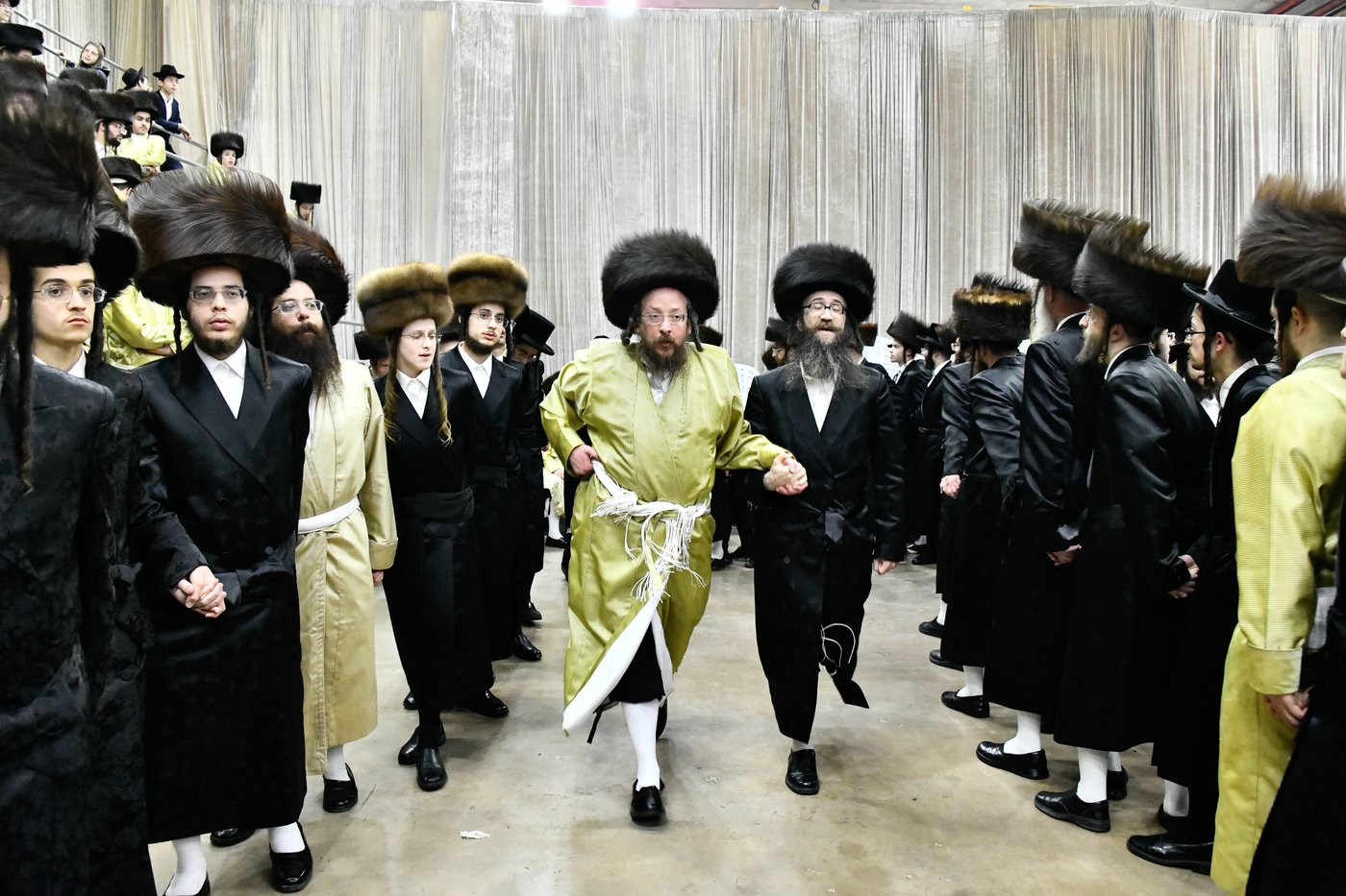 שמחת בית תולדות אברהם יצחק - מאקאווא