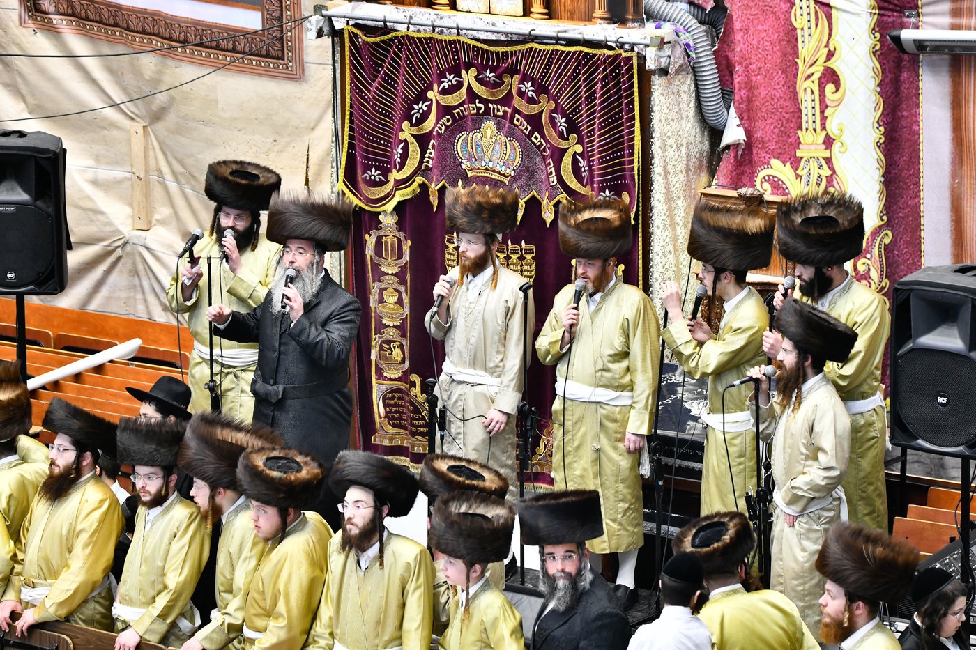 שמחת בית תולדות אברהם יצחק - מאקאווא