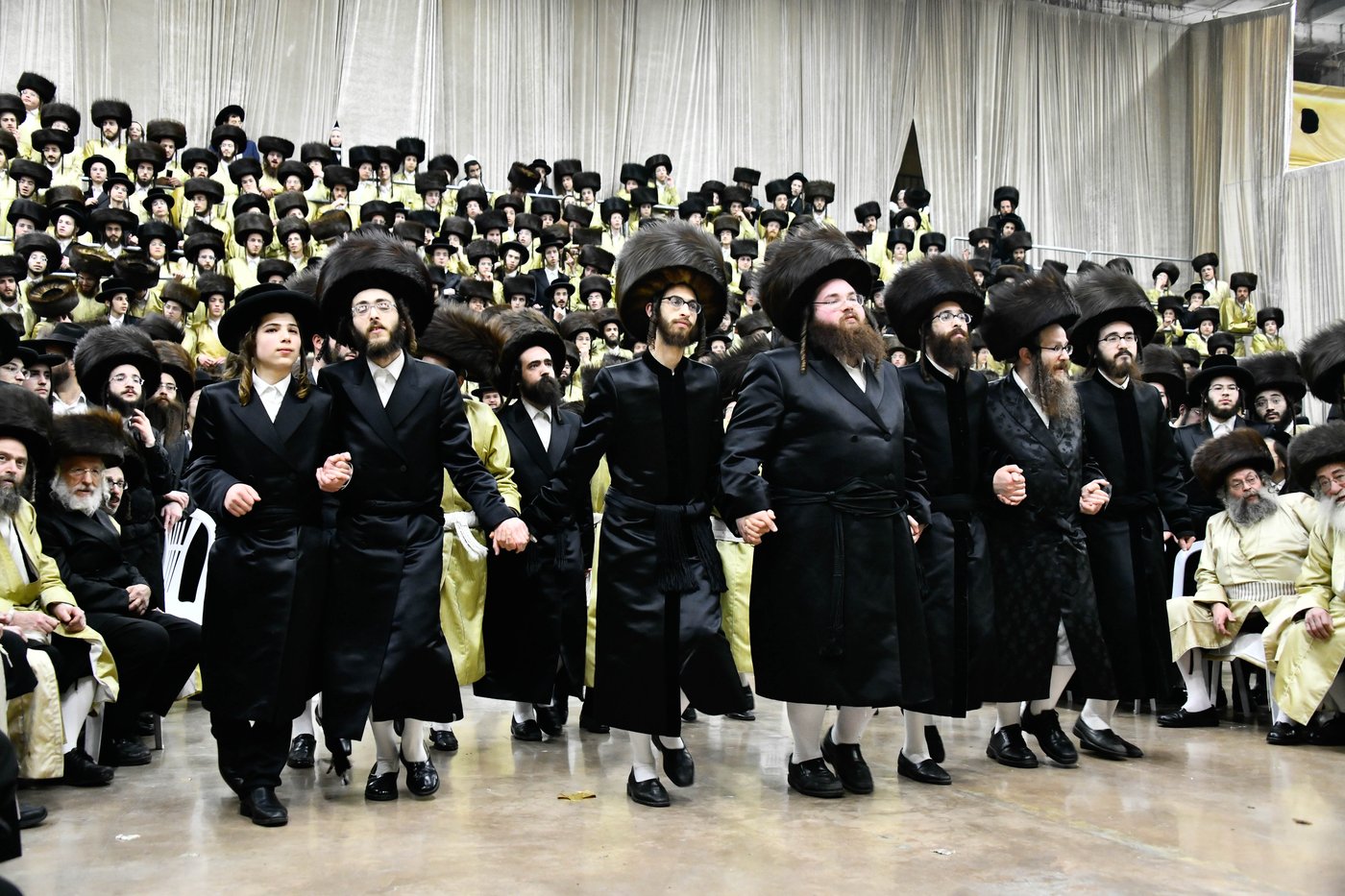 שמחת בית תולדות אברהם יצחק - מאקאווא