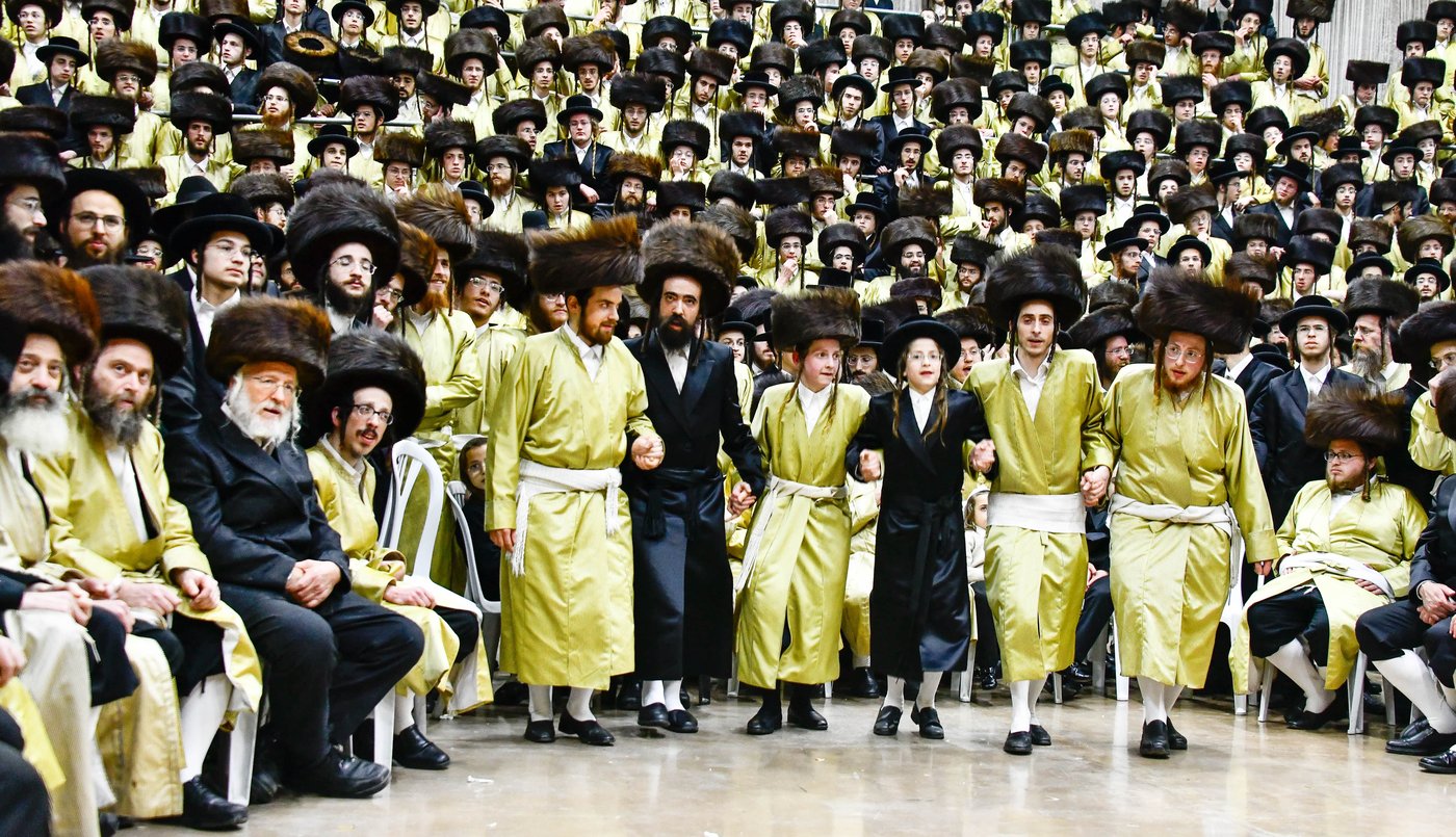 שמחת בית תולדות אברהם יצחק - מאקאווא