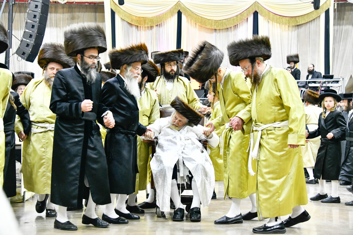 שמחת בית תולדות אברהם יצחק - מאקאווא