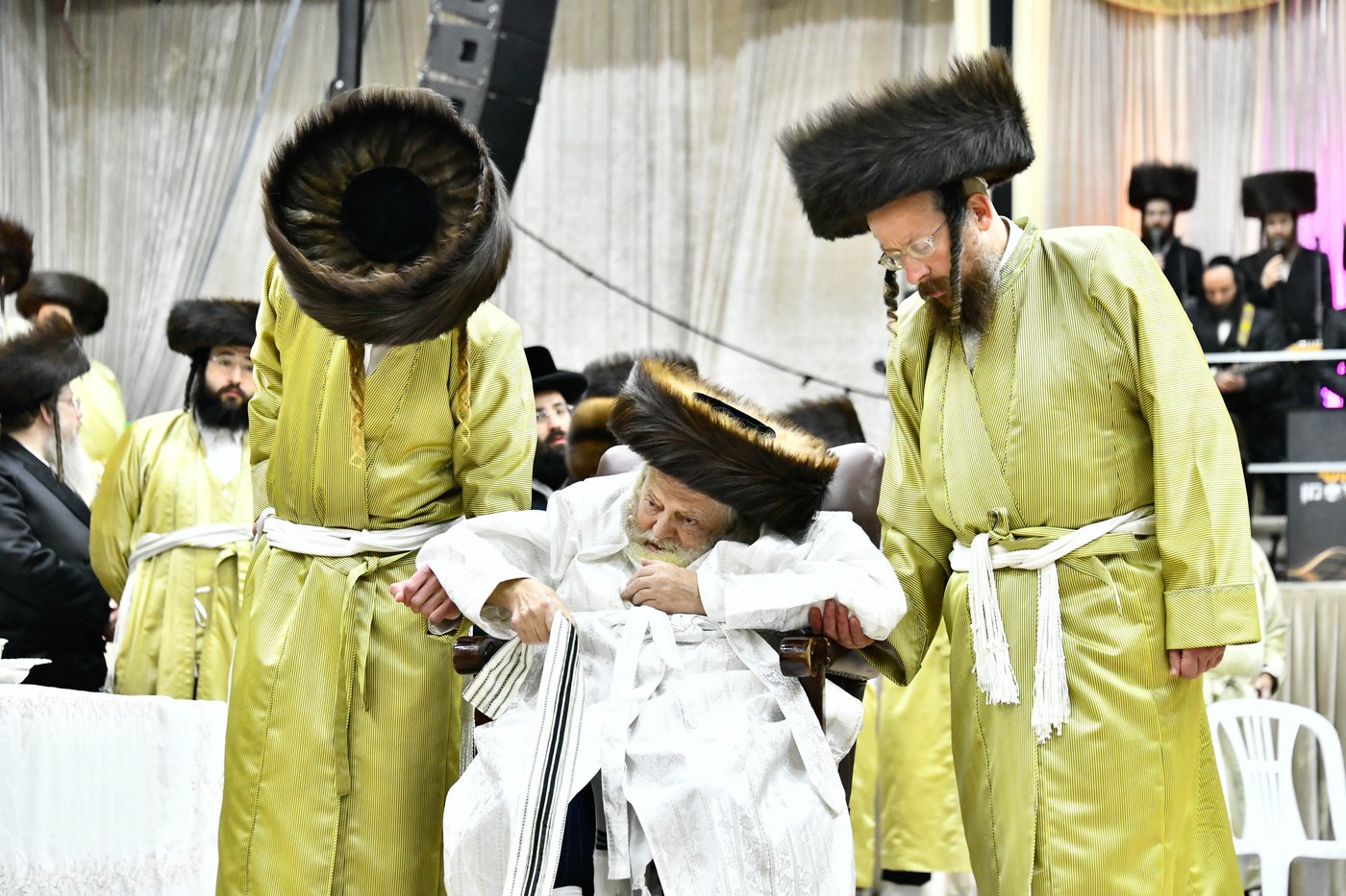 שמחת בית תולדות אברהם יצחק - מאקאווא