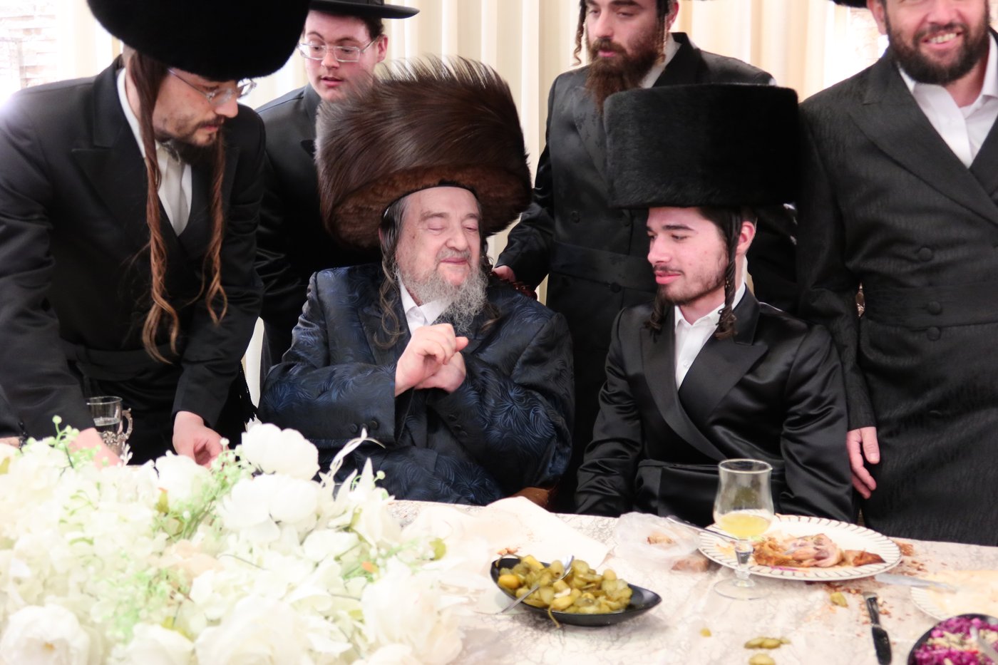 שמחת נישואי נין הגה"צ רבי יעקב מאיר שכטר