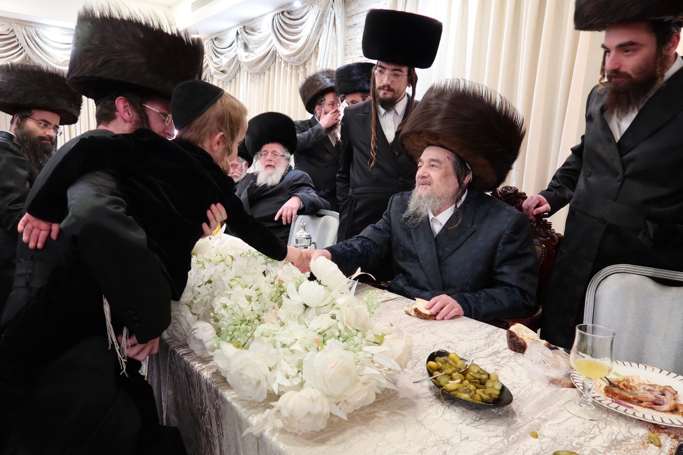 שמחת נישואי נין הגה"צ רבי יעקב מאיר שכטר