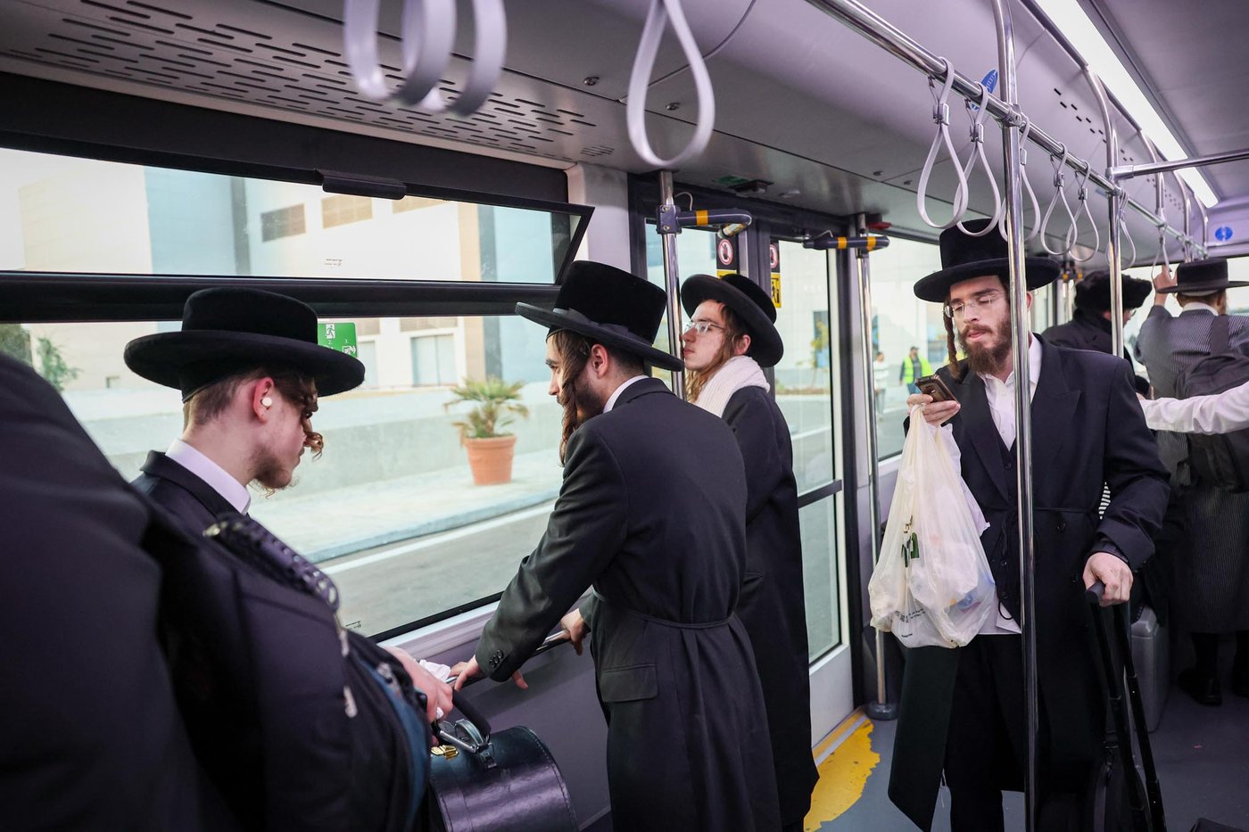 מראות ליז'ענסק תשפ"ו