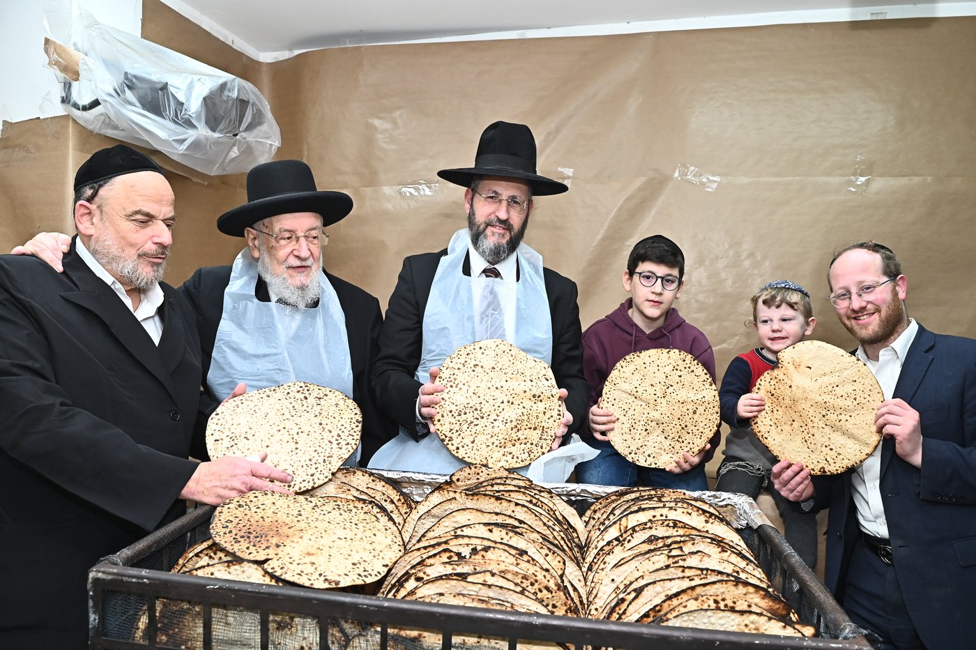 הגרי"מ לאו באפיית מצות