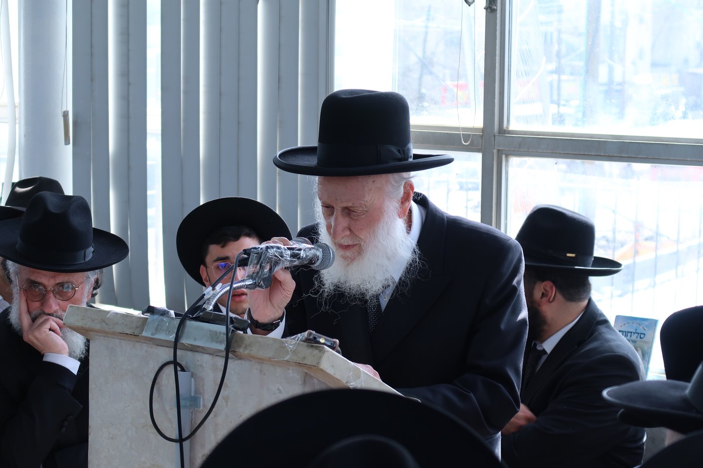 הלווית הגאון רבי משה טופיק זצ"ל 