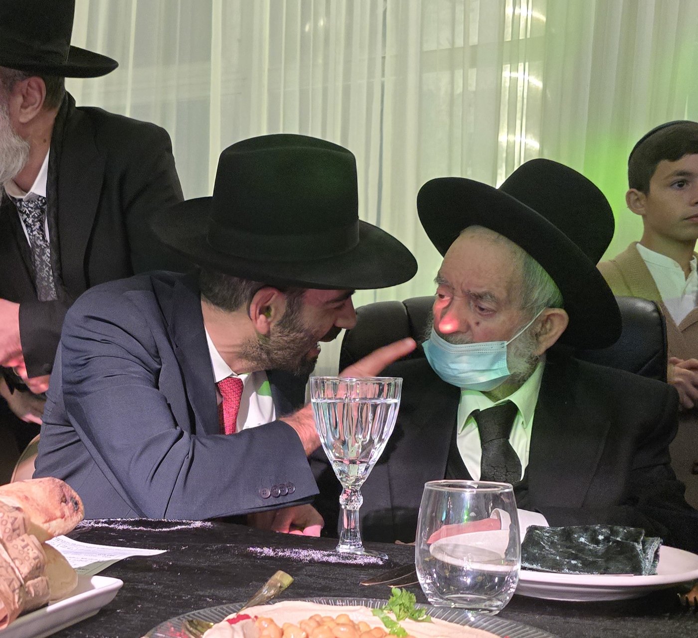 שמחת נישואי נכד הגאון רבי יצחק כהן