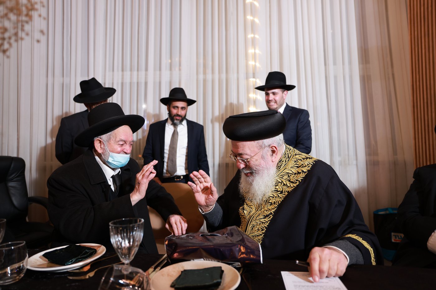 שמחת נישואי נכד הגאון רבי יצחק כהן