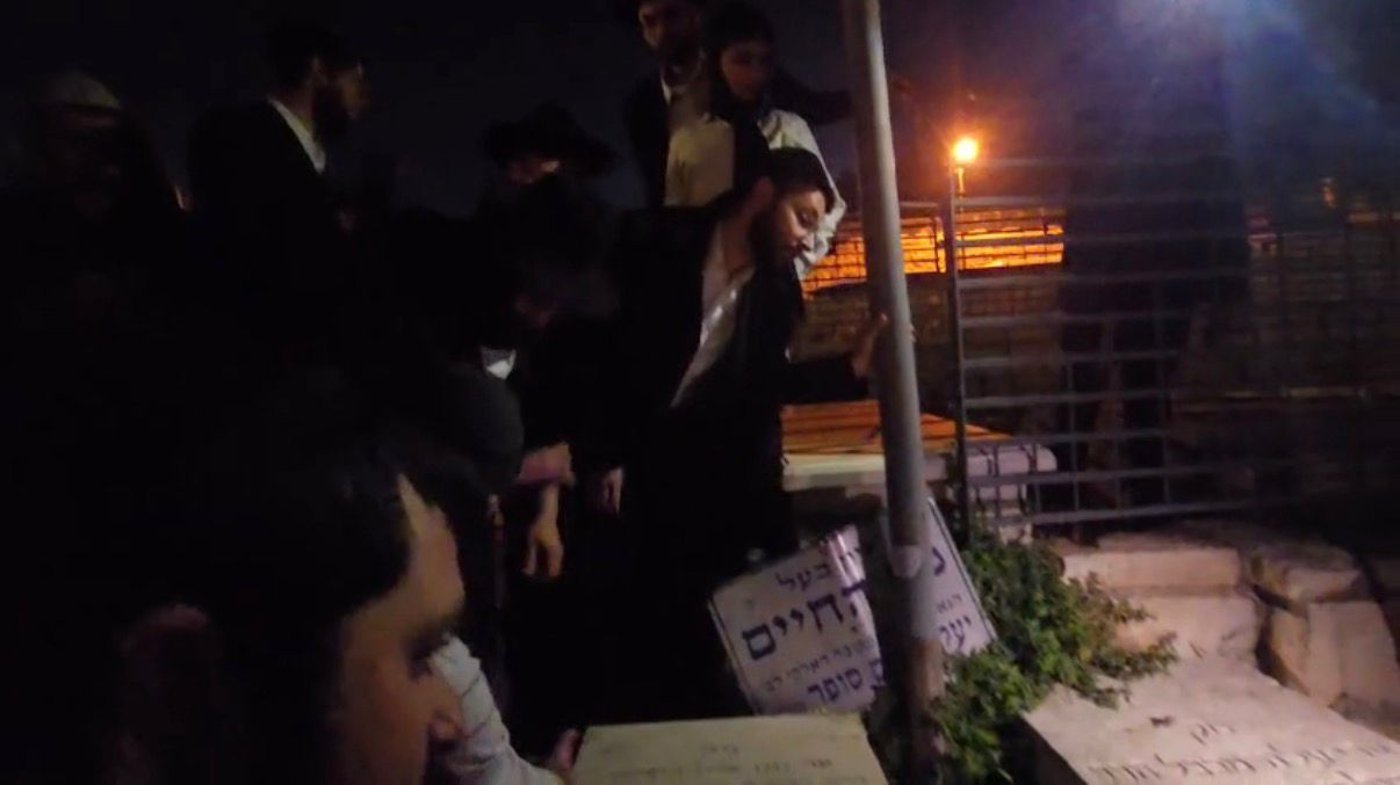 בצל המלחמה: הגאון הינוקא תפילה מיוחדת בירושלים