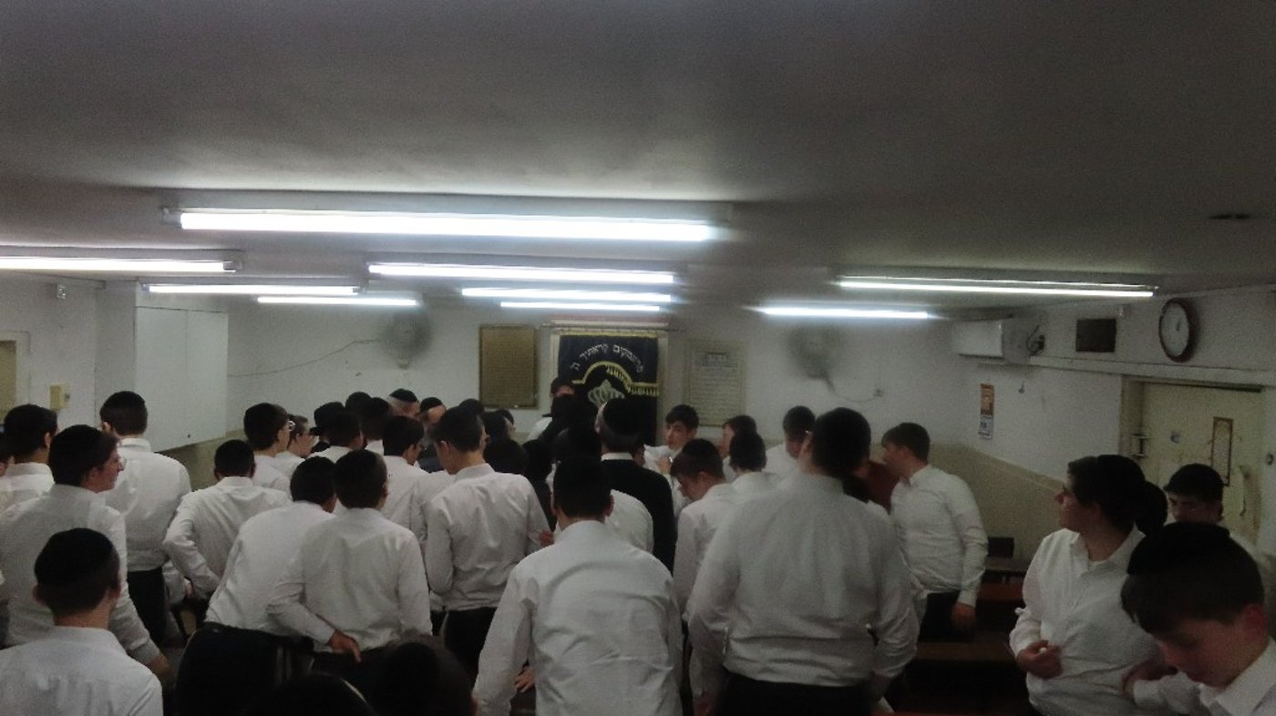 הגר"י זילברשטיין בשיחתו לתלמידי ישיבת 'דרכי שלמה'