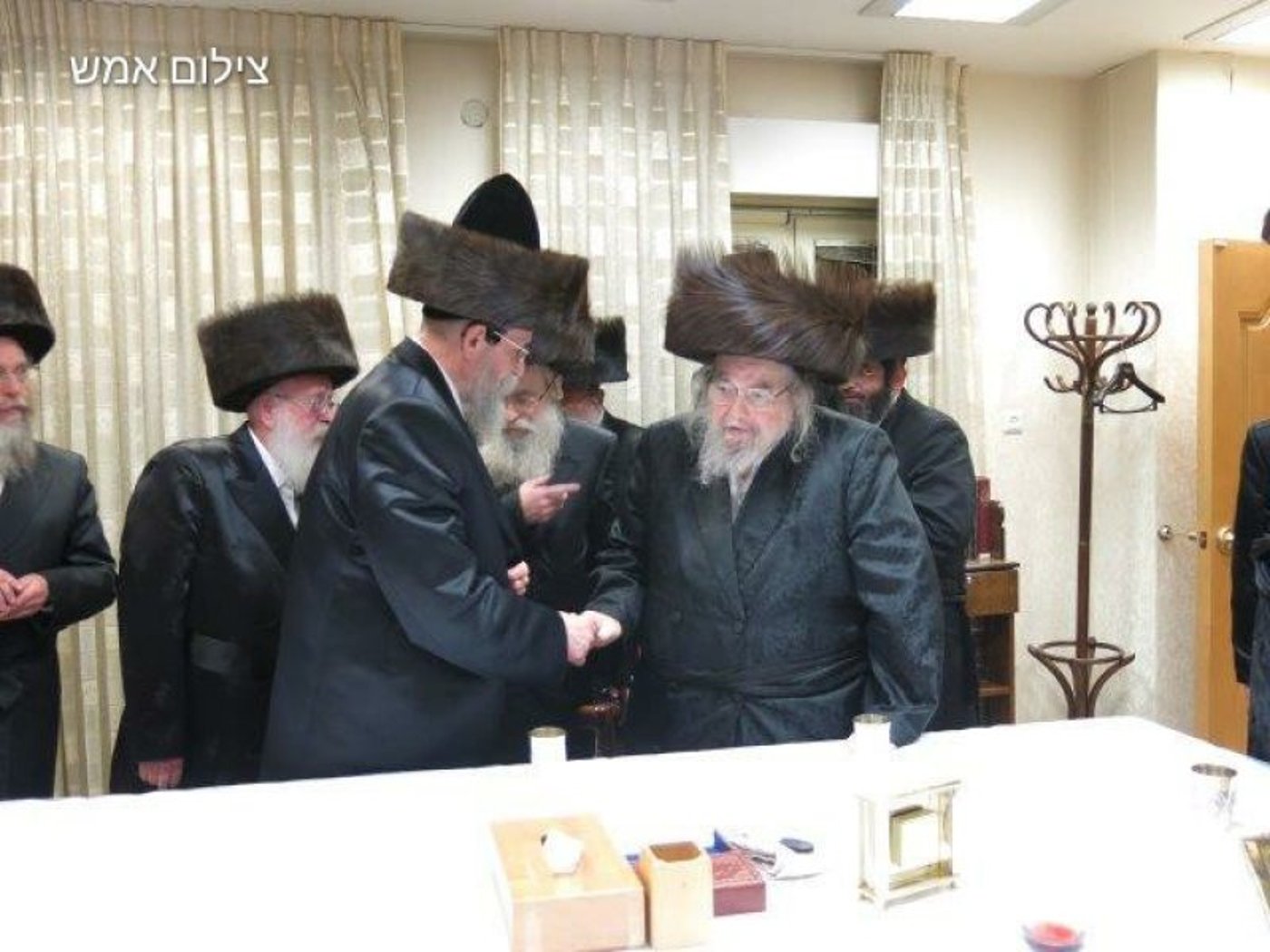 מהארכיון: האדמו"ר מבאיאן בביקור אצל האדמו"ר מבעלזא