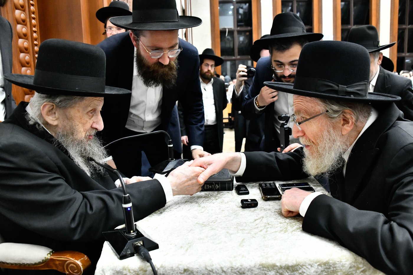 הגר"ד לנדו בשיחה בישיבת בית מדרש עליון