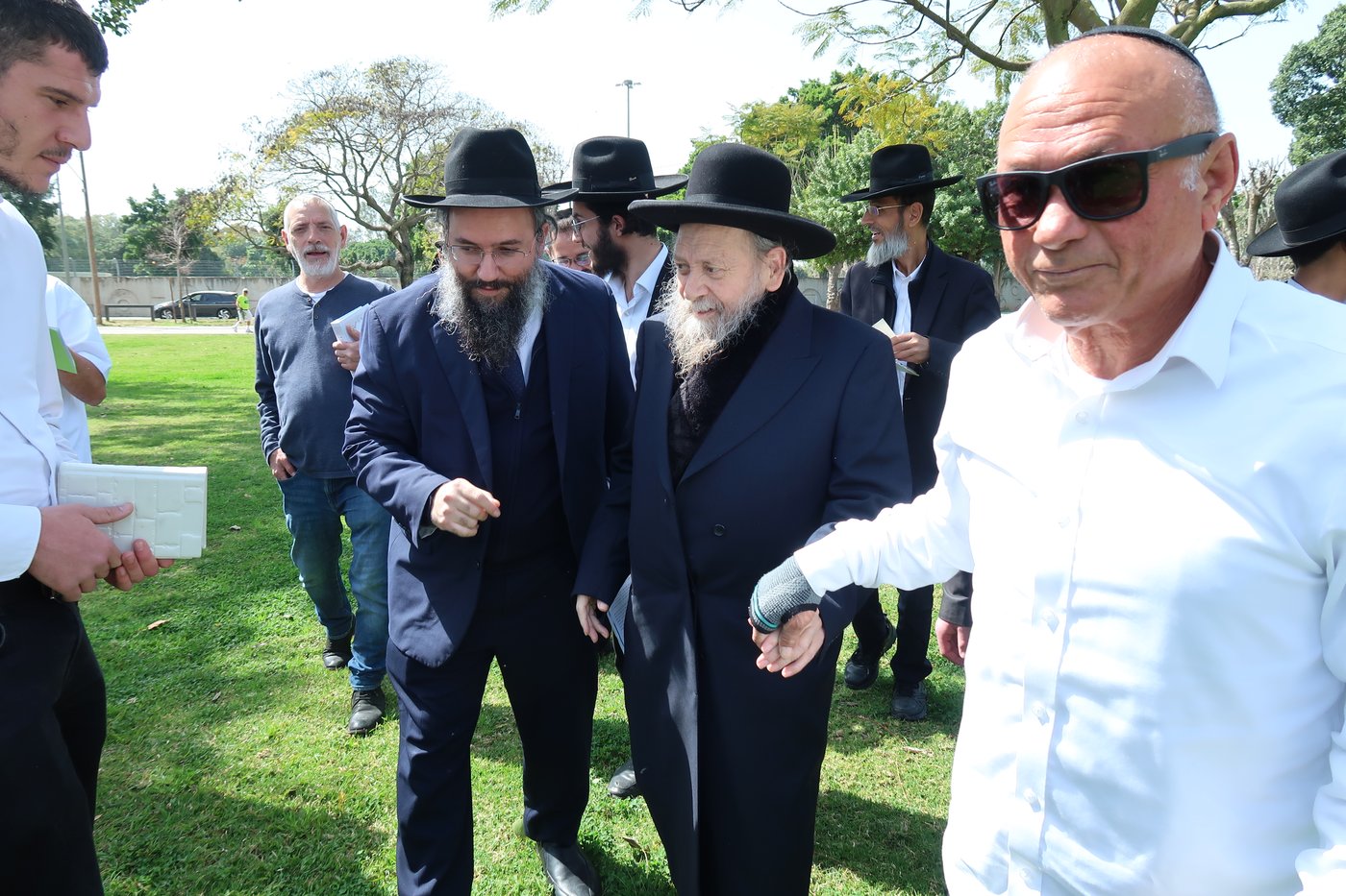 המקובל רבי דוד בצרי בברכת האילנות