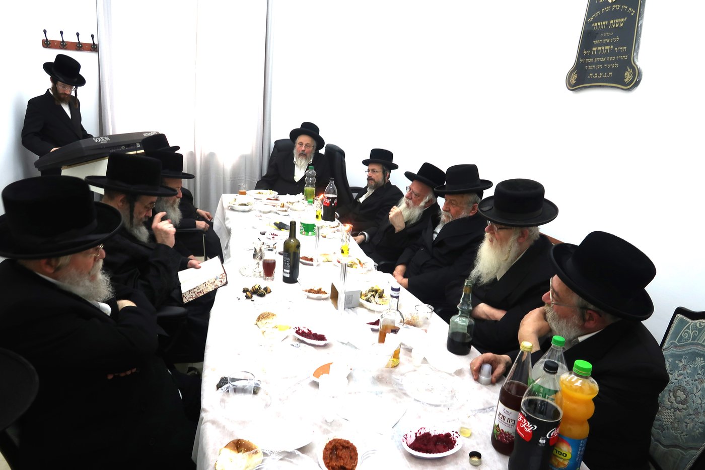 סיום תורה שבכתב ע"י הרה"ג יעקב ולצר