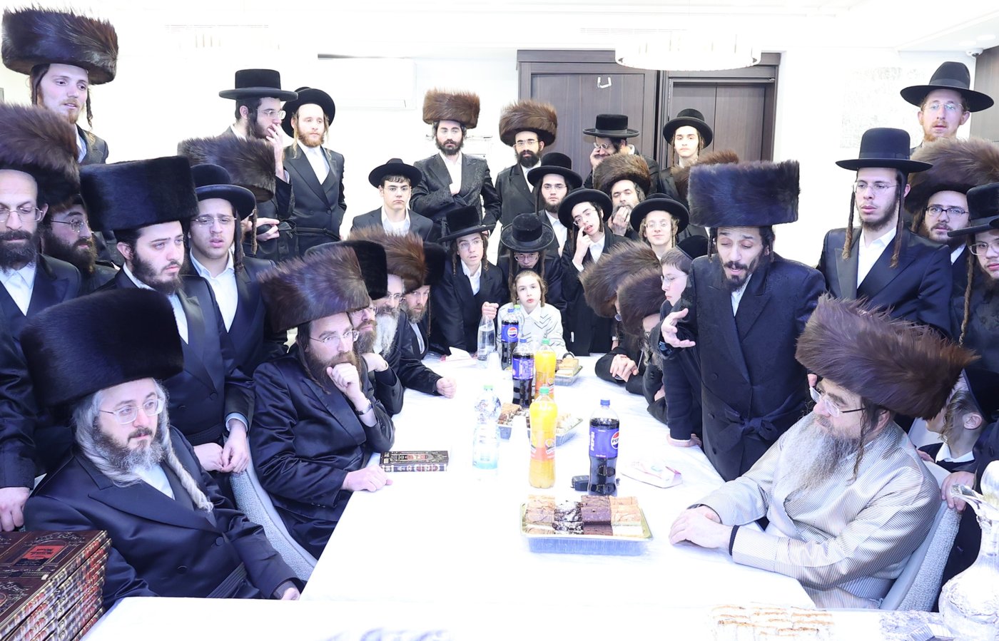 מסיבת הלחיים אצל הגרי"מ שכטר