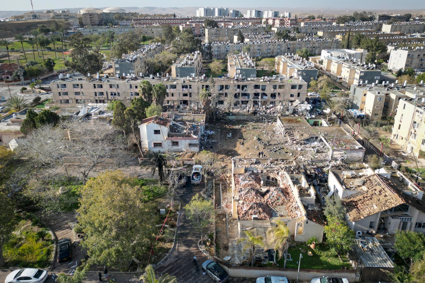 זירת הפגיעה בדימונה, הבוקר