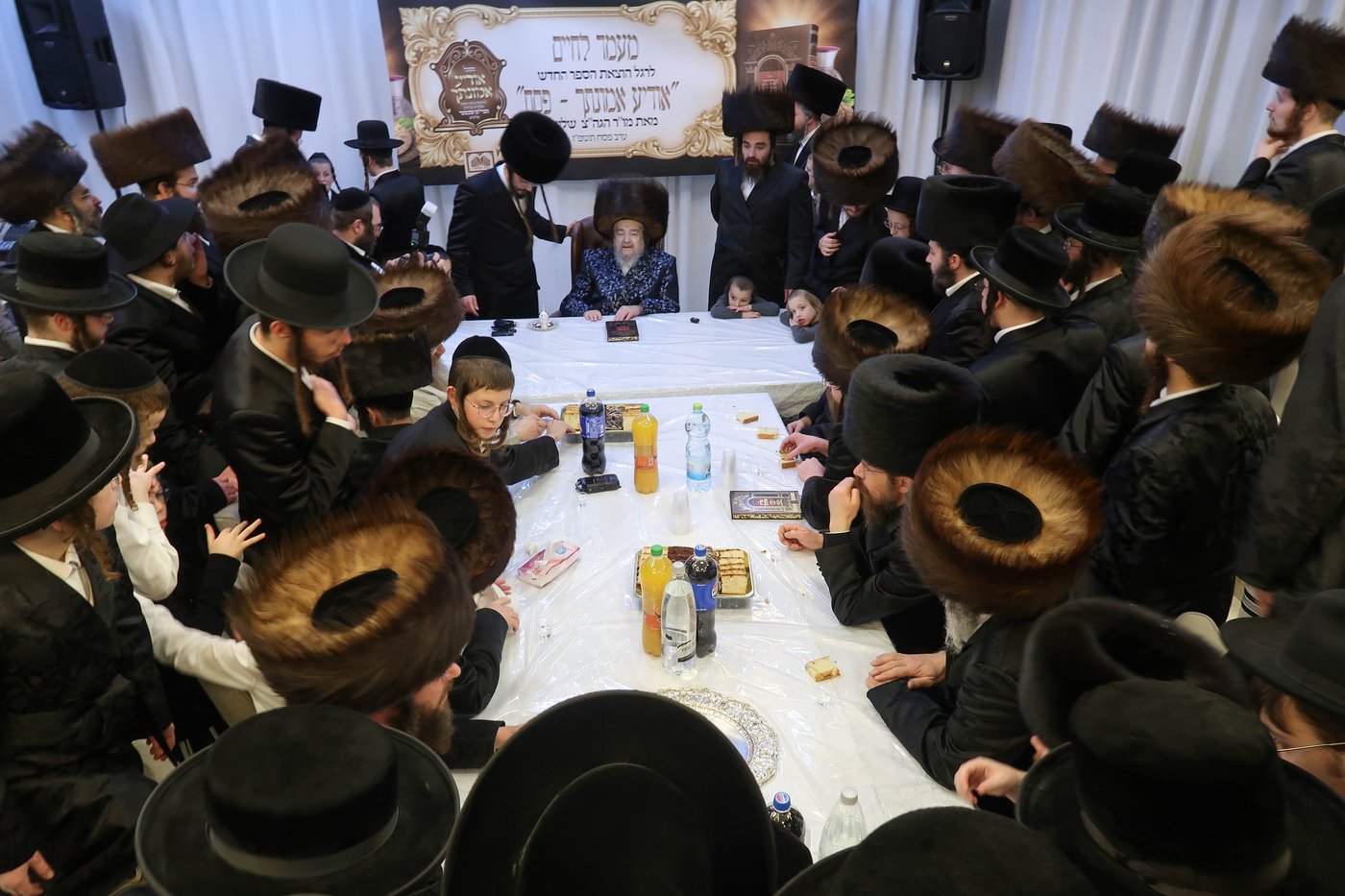 מסיבת הלחיים אצל הגרי"מ שכטר