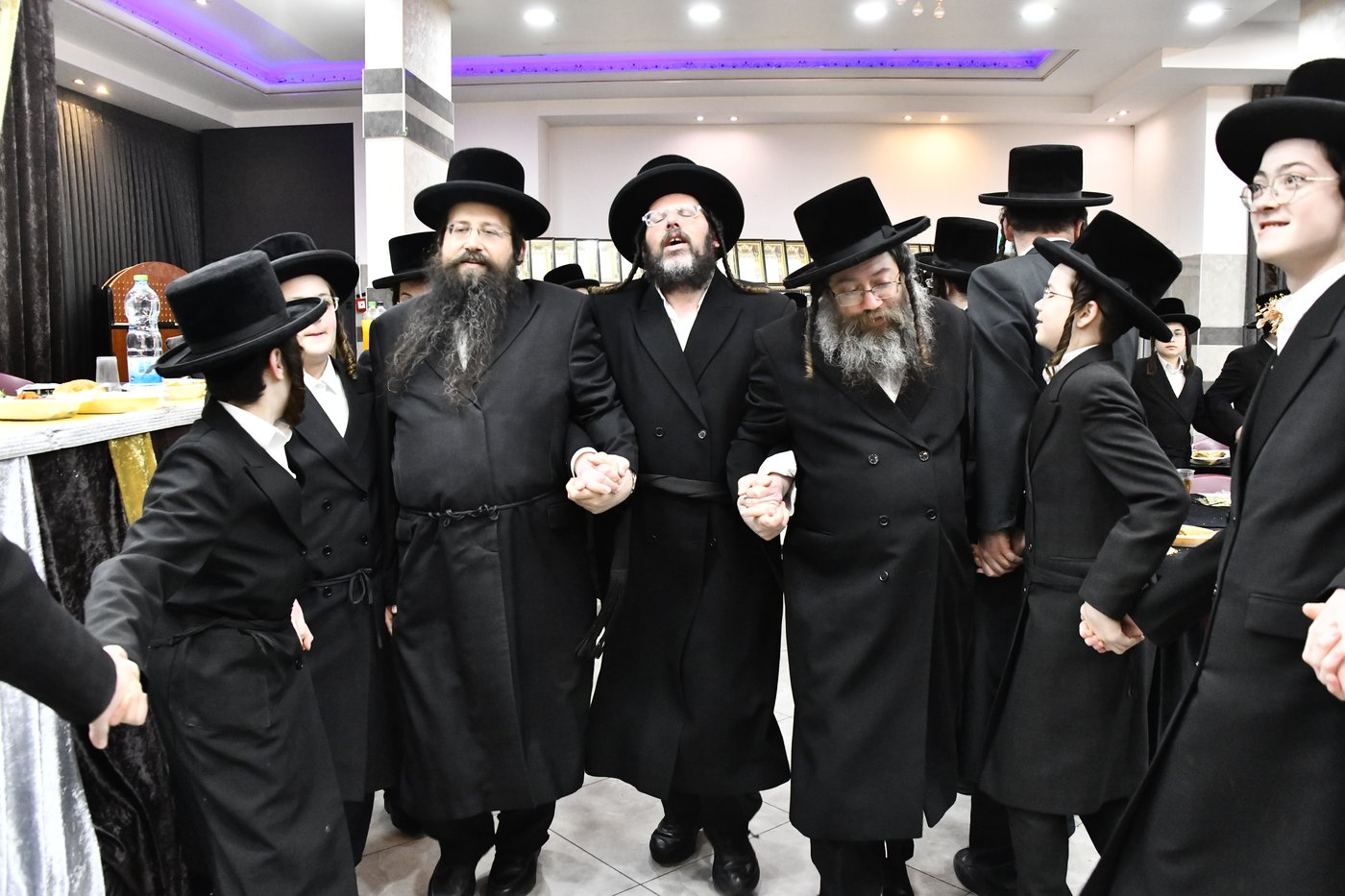 מעמד כבוד התורה בקרעטשניף י-ם