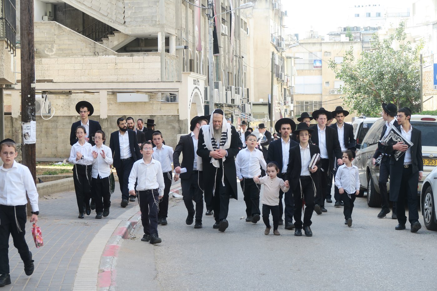 הגרמ"ש אדלשטיין בברכת האילנות 