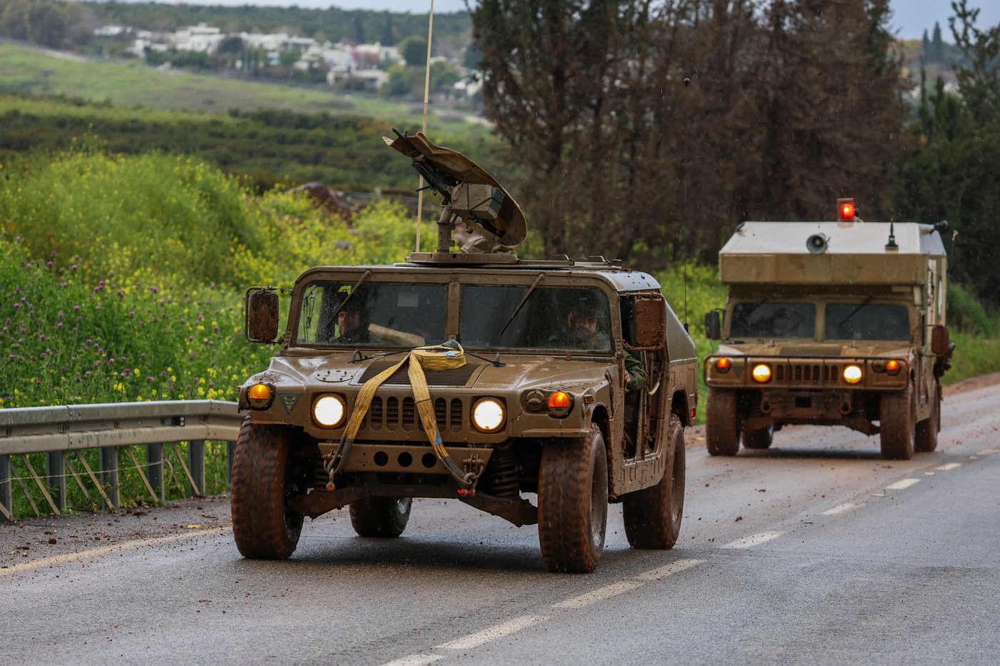 יום של מלחמה בצפון הארץ: חיילי צה"ל ליד הגבול עם לבנון