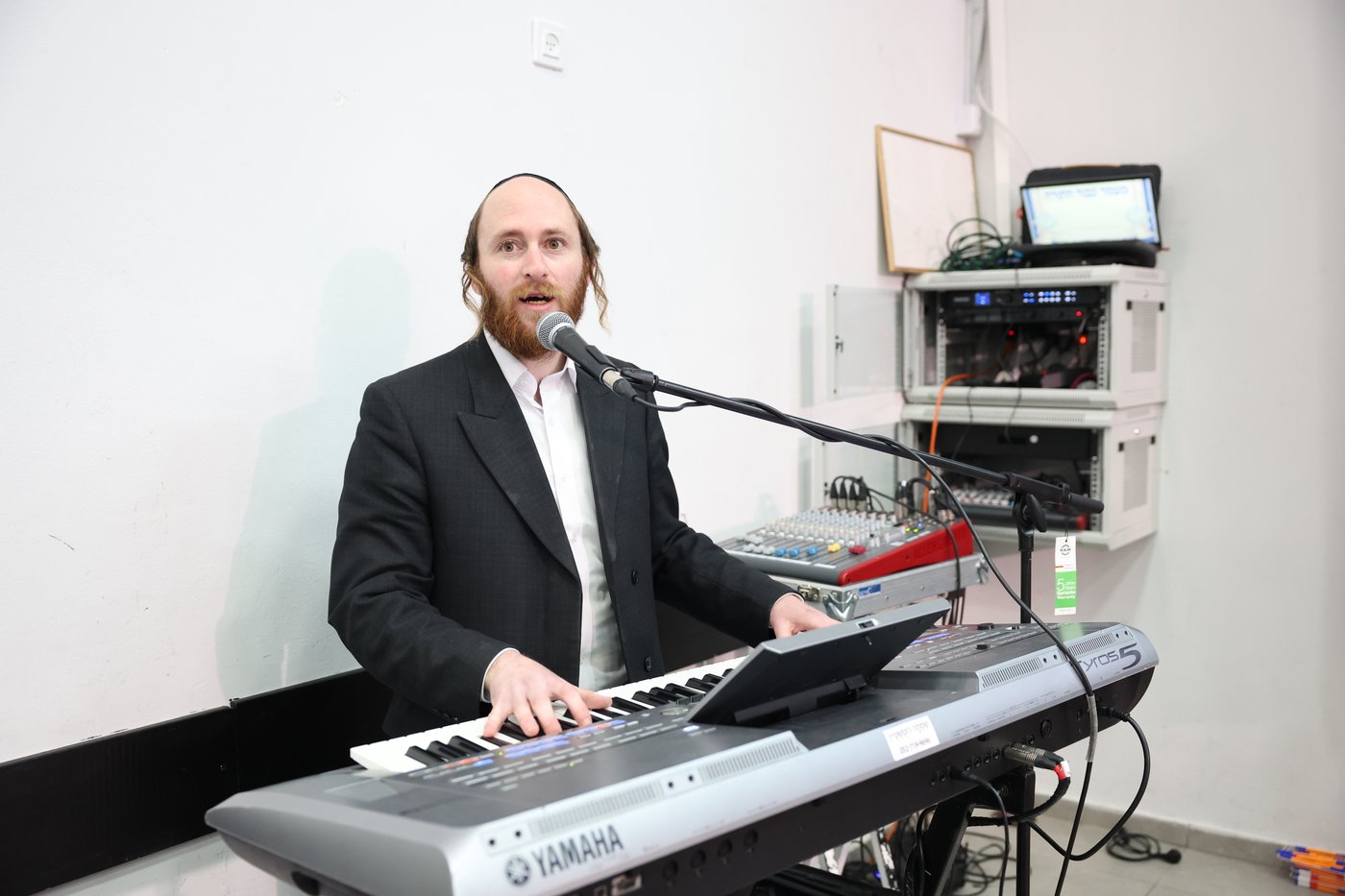 מעמד כבוד התורה בתלמוד תורה קארלין סטולין