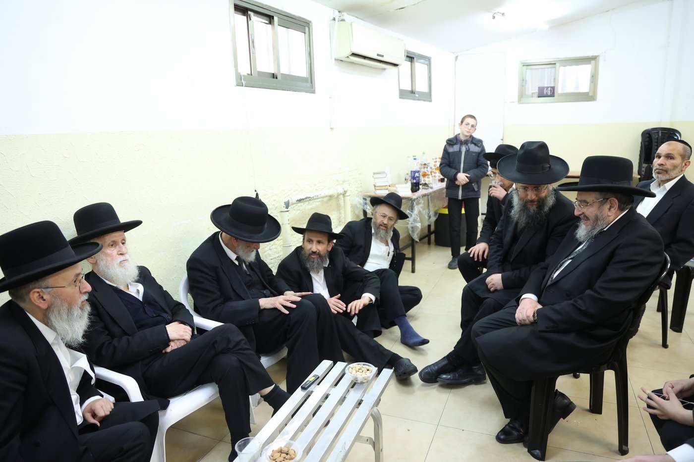 ניחום אבלים אצל הגאון רבי אליהו טופיק