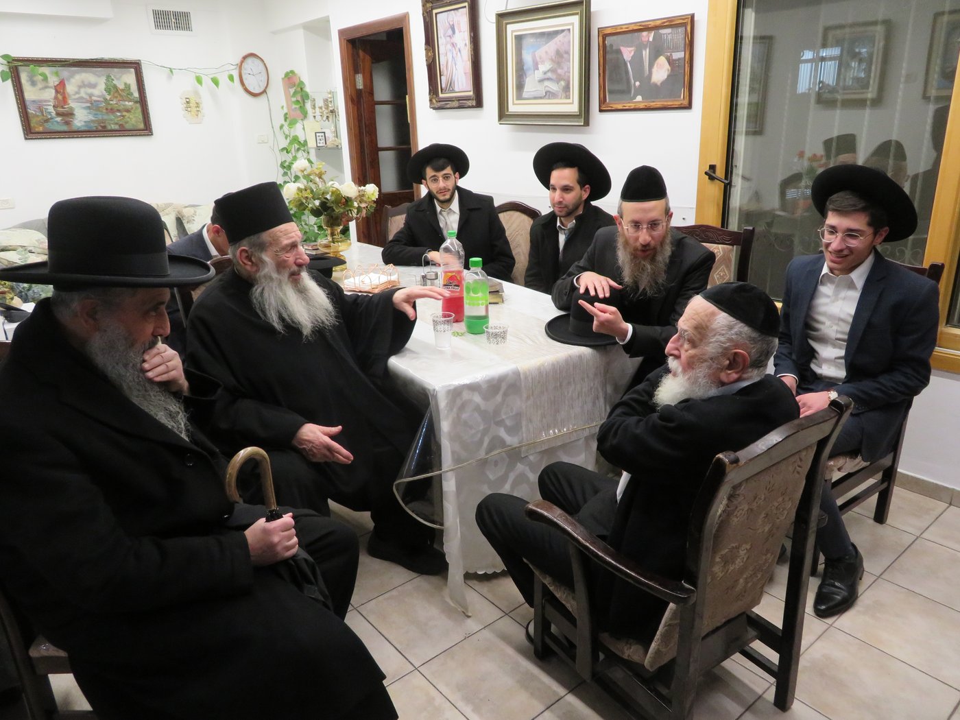 ניחום אבלים אצל הגאון רבי אליהו טופיק