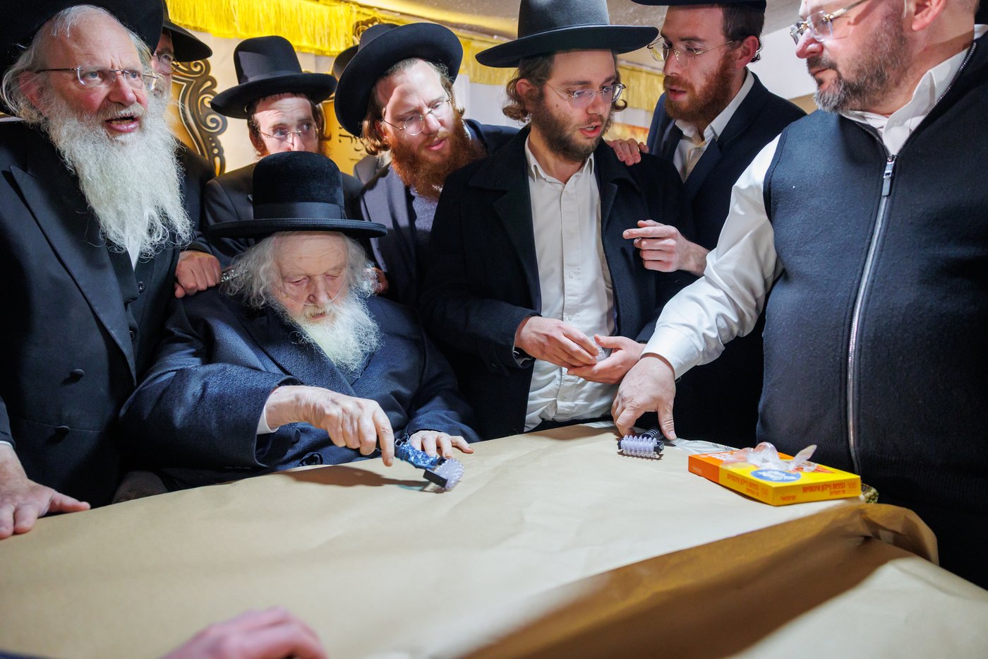 הגר"מ שטרנבוך באפיית מצות