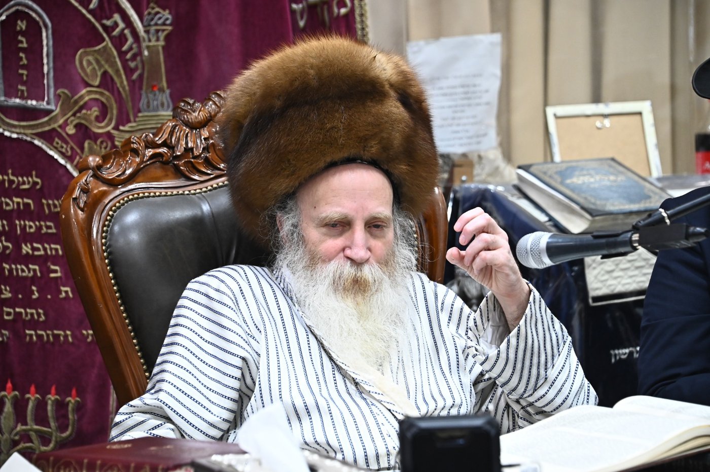 הגרי"מ מורגנשטרן בשיעור בישיבת תורת הנסתר