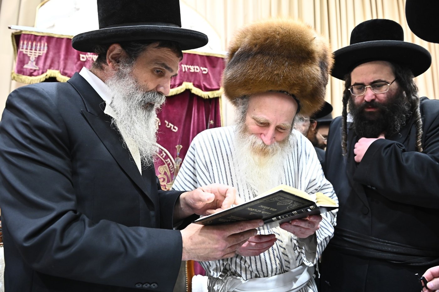 הגרי"מ מורגנשטרן בשיעור בישיבת תורת הנסתר