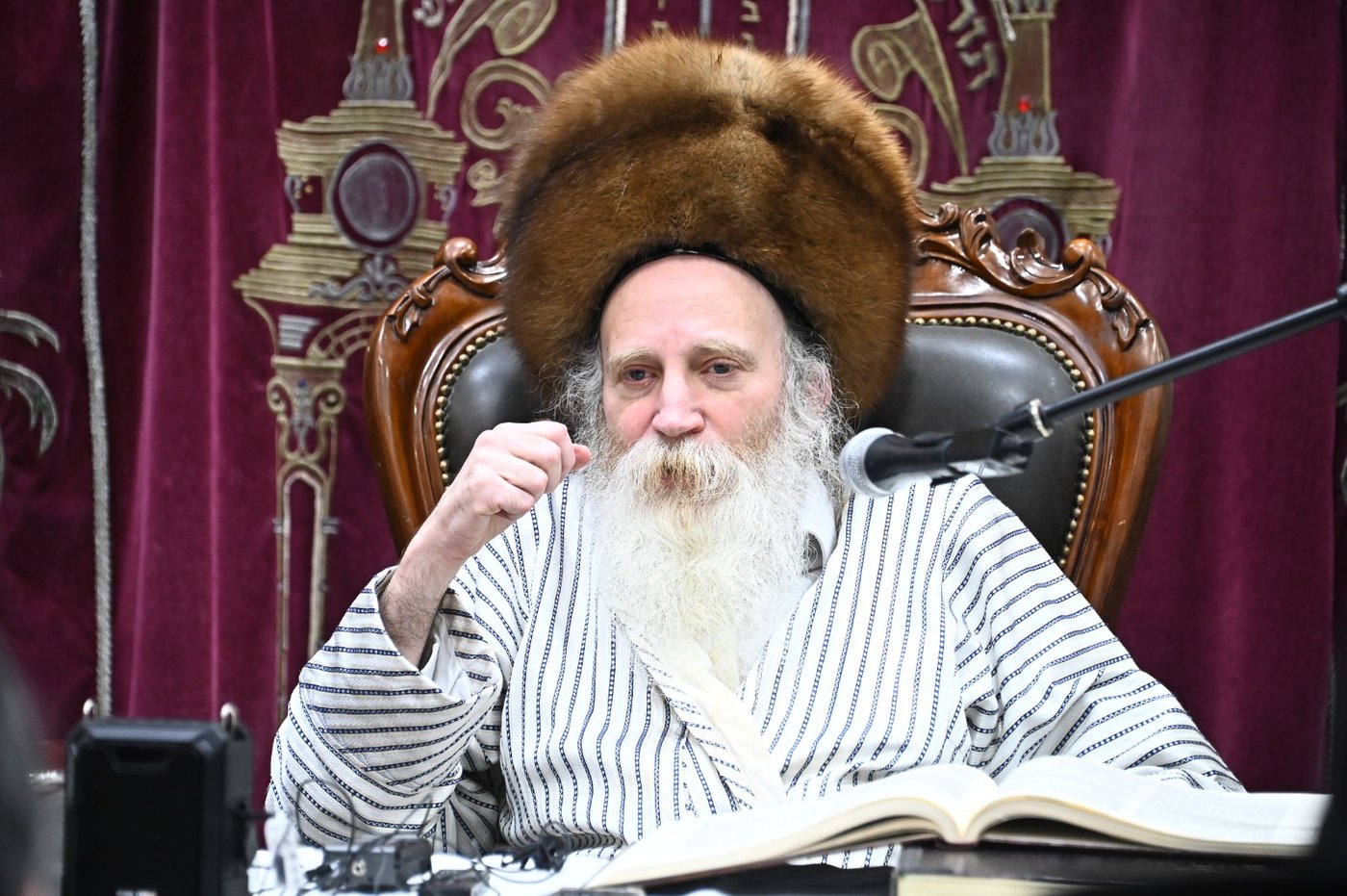 הגרי"מ מורגנשטרן בשיעור בישיבת תורת הנסתר