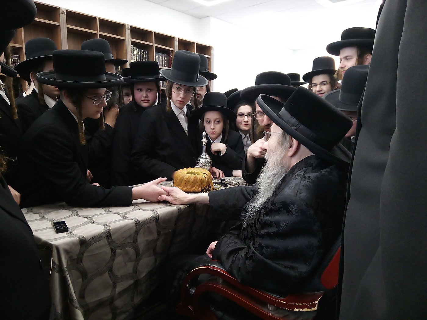  דומ"ץ סאטמר, הגה"צ רבי געציל בערקוביץ בביקור בישיבת סאטמר